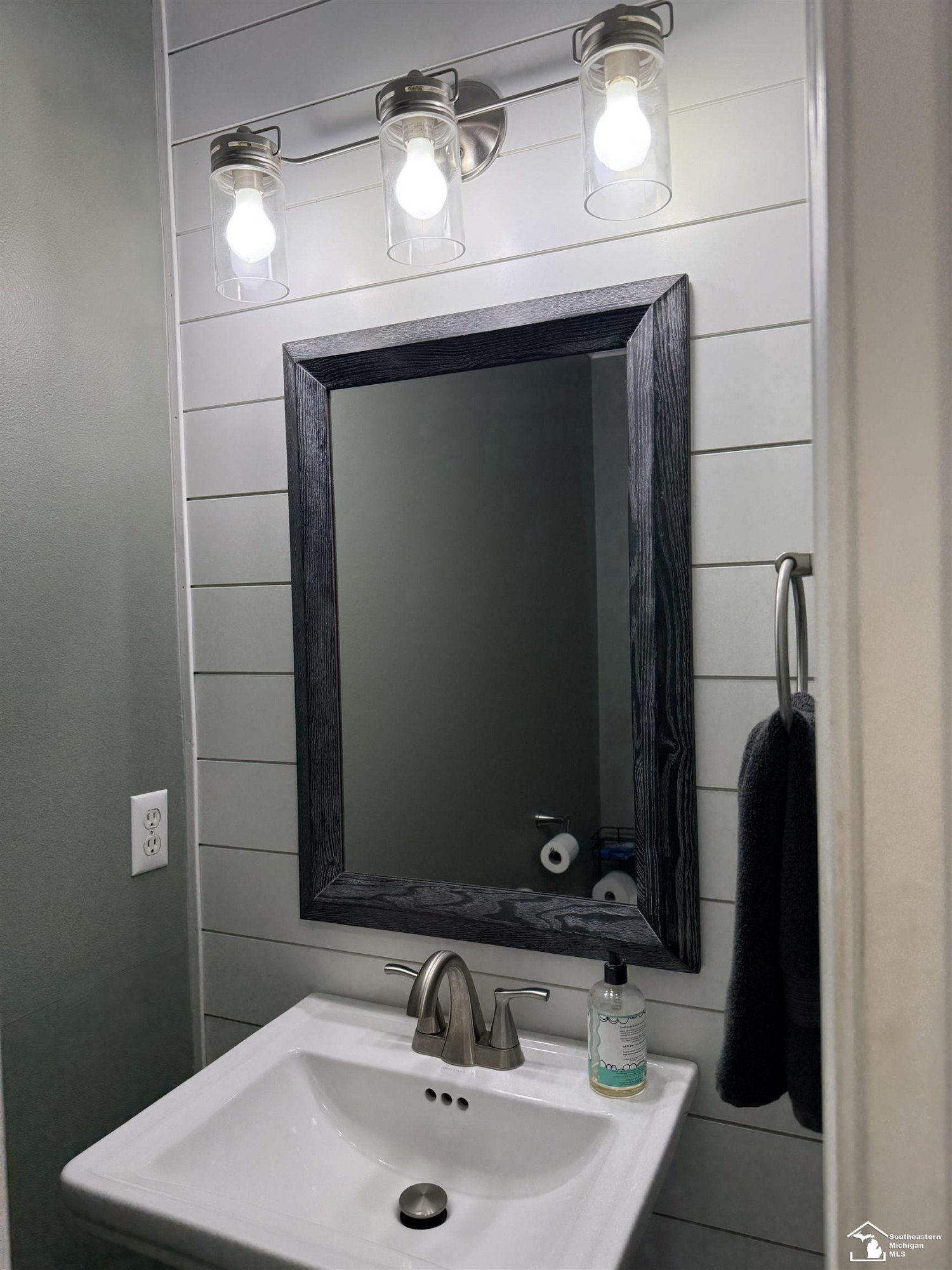 151 Aberdeen Ln Lane, Monroe, MI 48161 — Photo 19