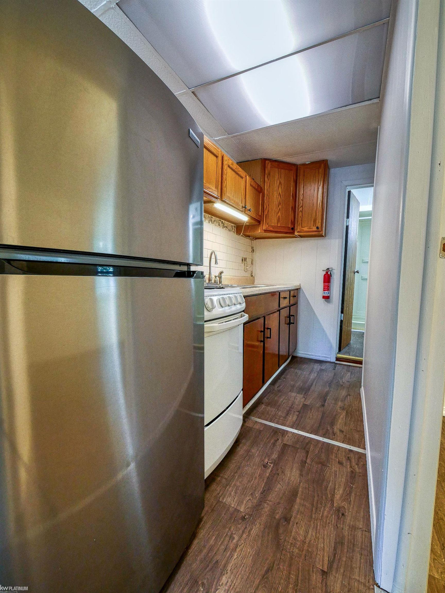 5054 Gratiot Avenue, MI 48079 — Photo 10
