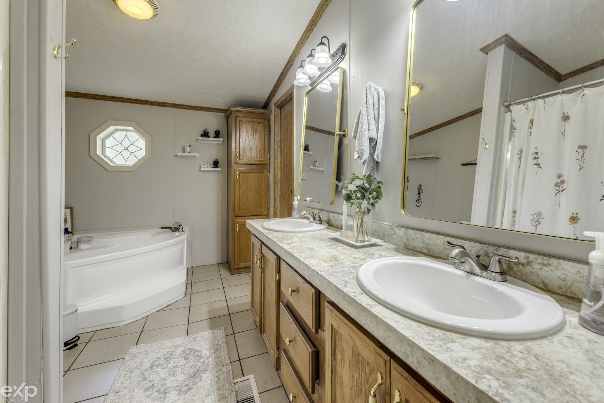 634 N Blacks Corners Road, Imlay City, MI 48444 — Photo 12