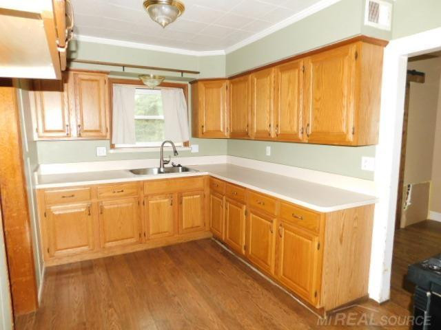 401 E Mill Street, Capac, MI 48014 — Photo 7