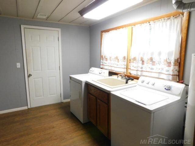 401 E Mill Street, Capac, MI 48014 — Photo 9