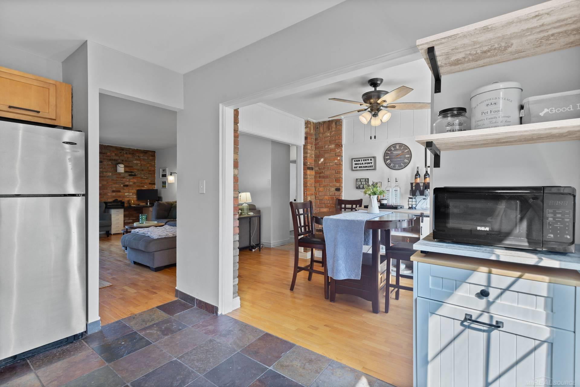 2306 14 Mile Road, Royal Oak, MI 48073 — Photo 12