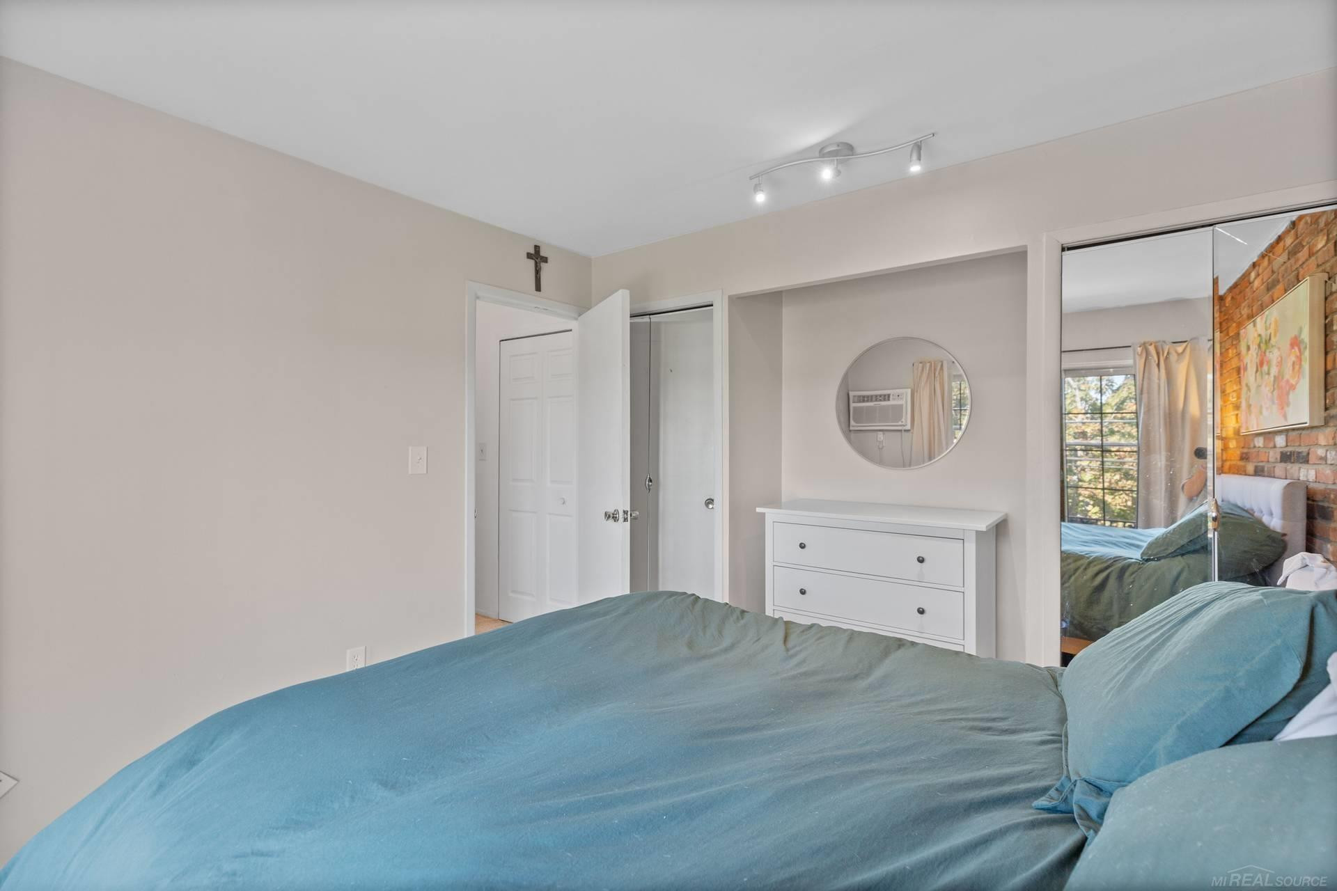 2306 14 Mile Road, Royal Oak, MI 48073 — Photo 15