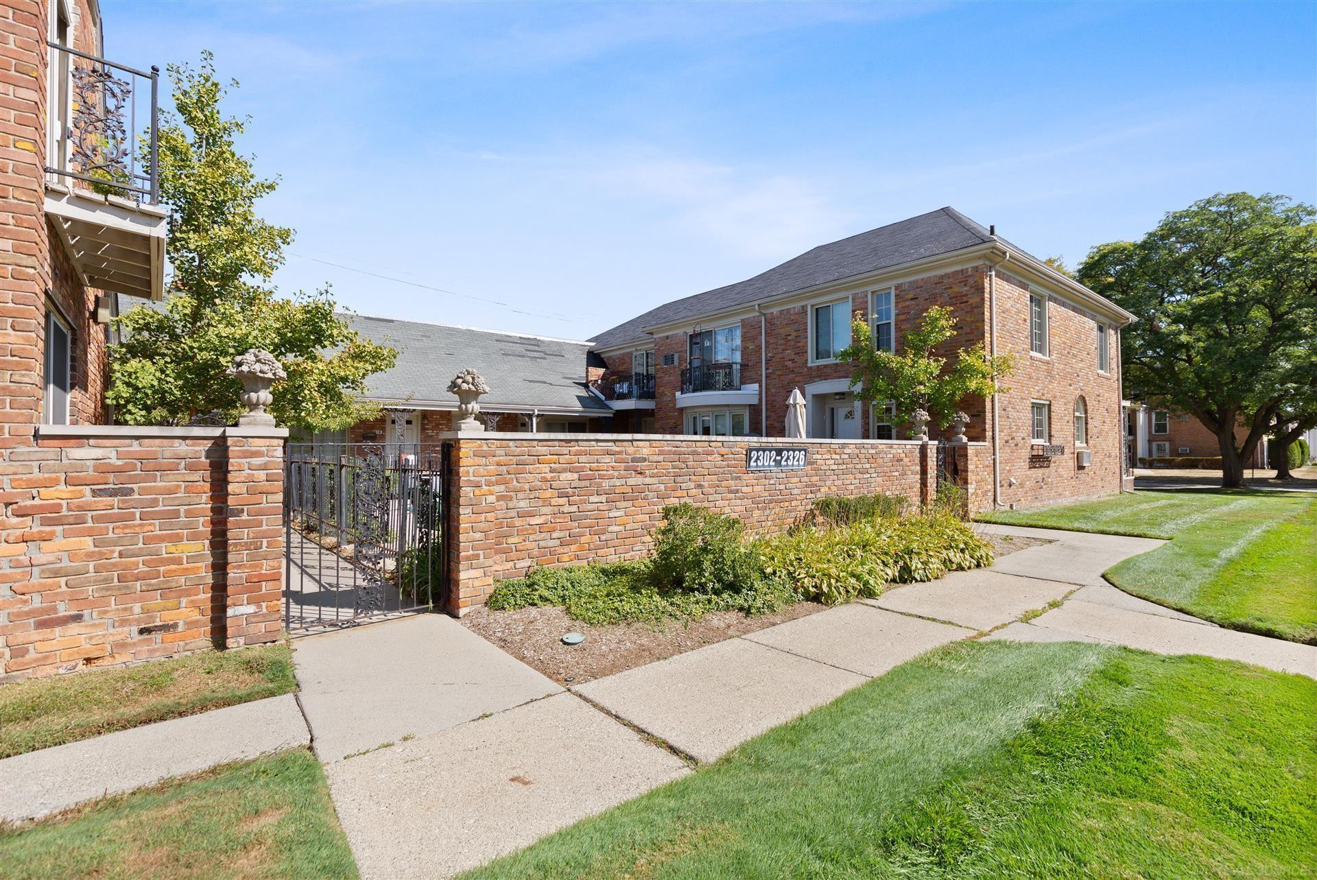 2306 14 Mile Road, Royal Oak, MI 48073 — Photo 24