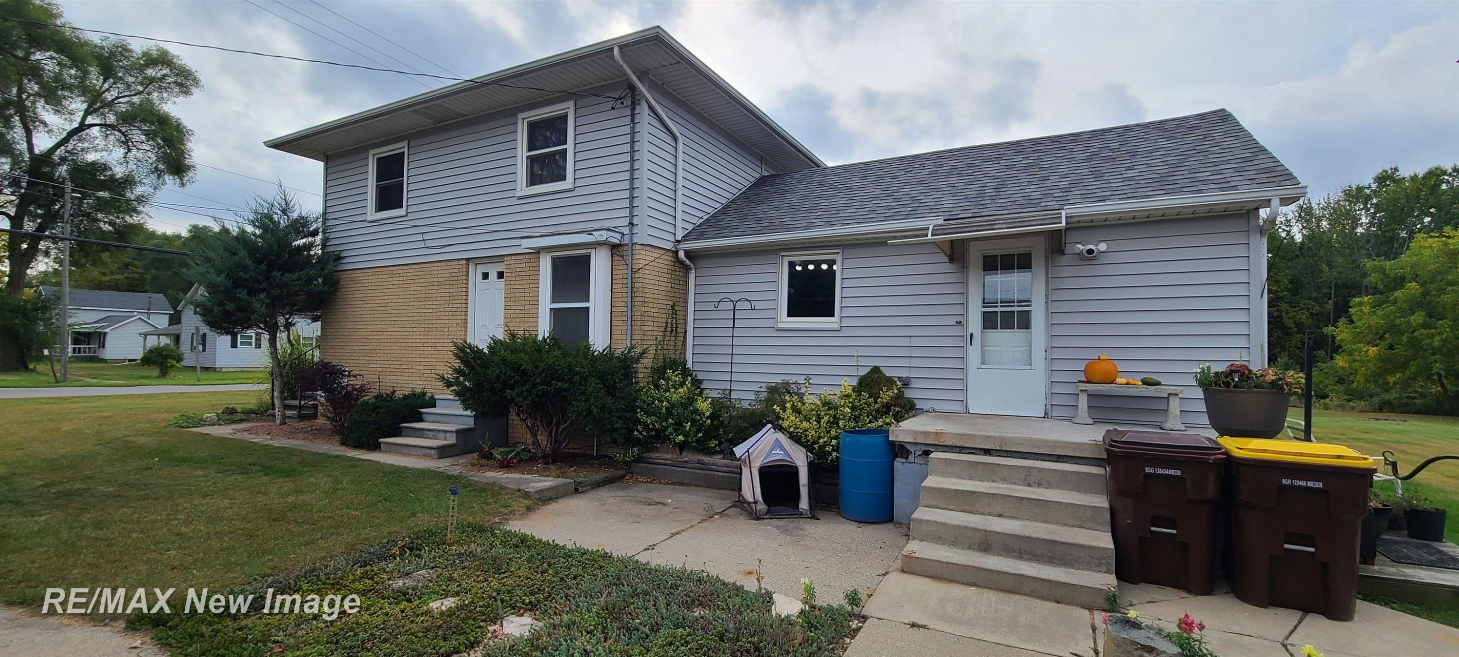 910 W Brady Street, Saginaw, MI 48616 — Photo 3