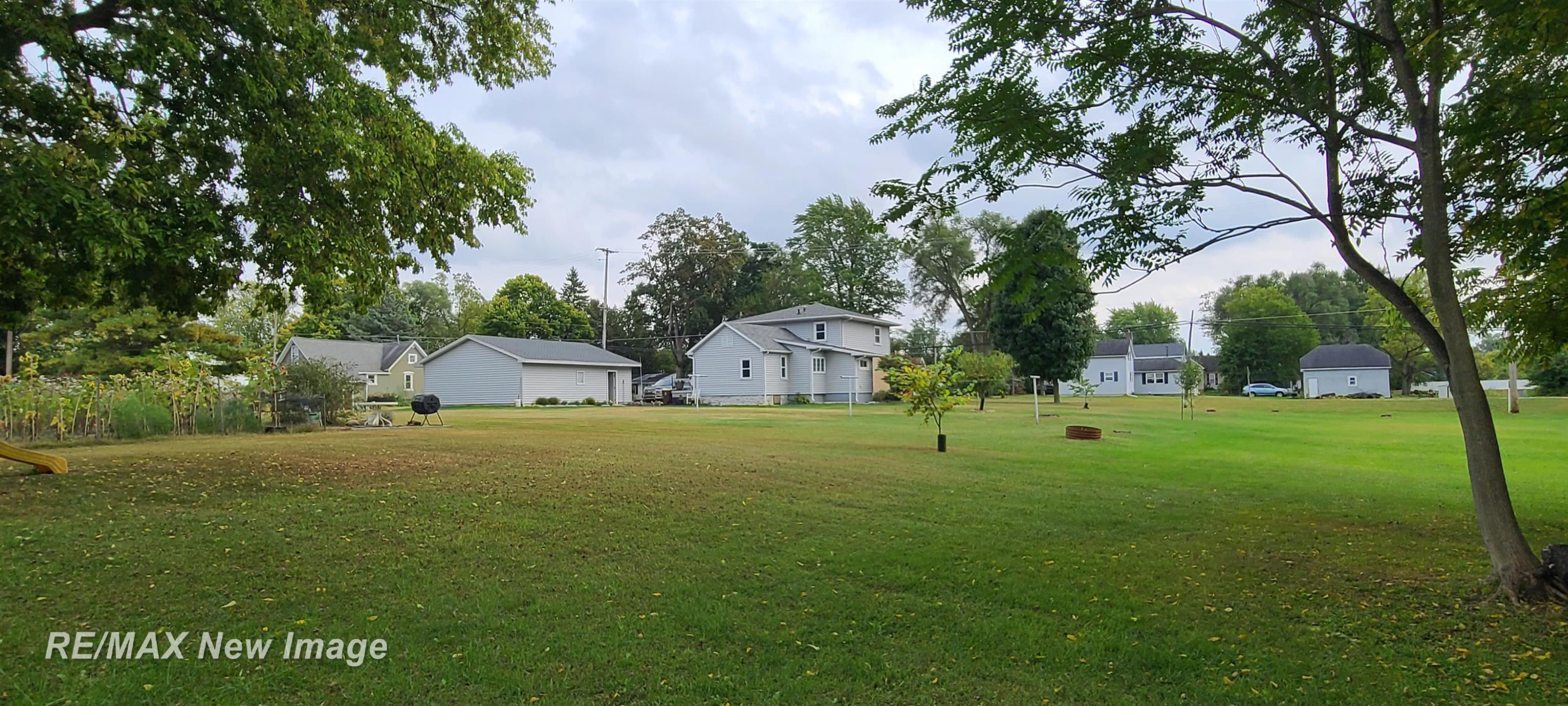 910 W Brady Street, Saginaw, MI 48616 — Photo 25