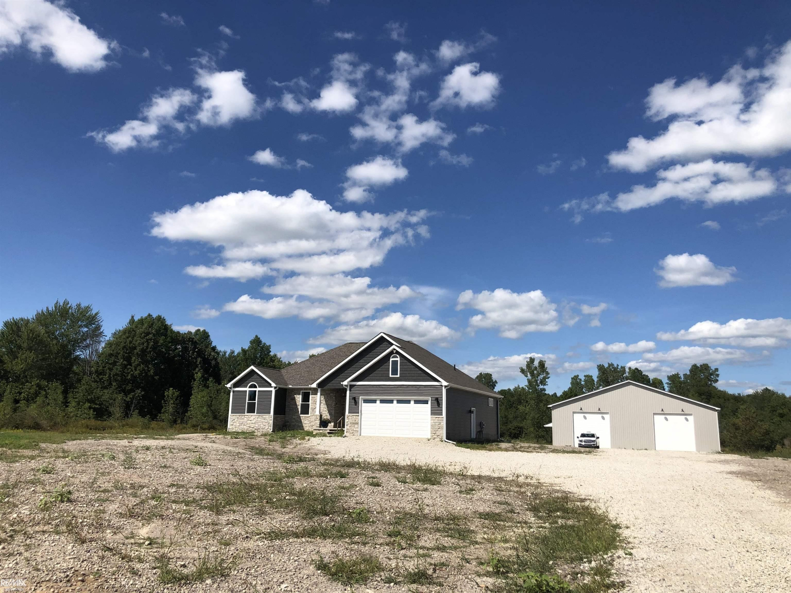 8900 St Clair Highway, MI 48064 — front exterior