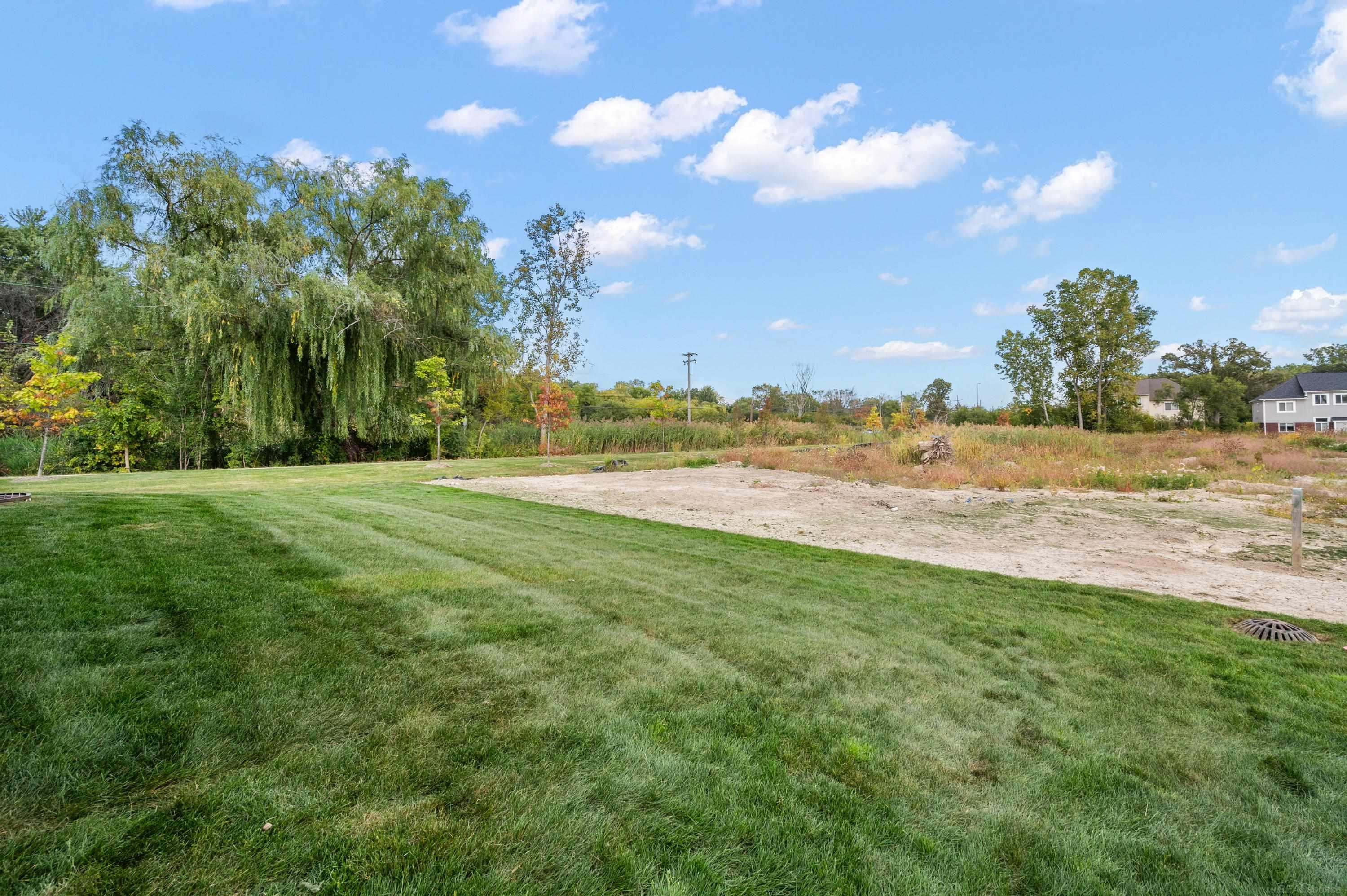 5980 Willow Grove Drive, Troy, MI 48085 — Photo 10