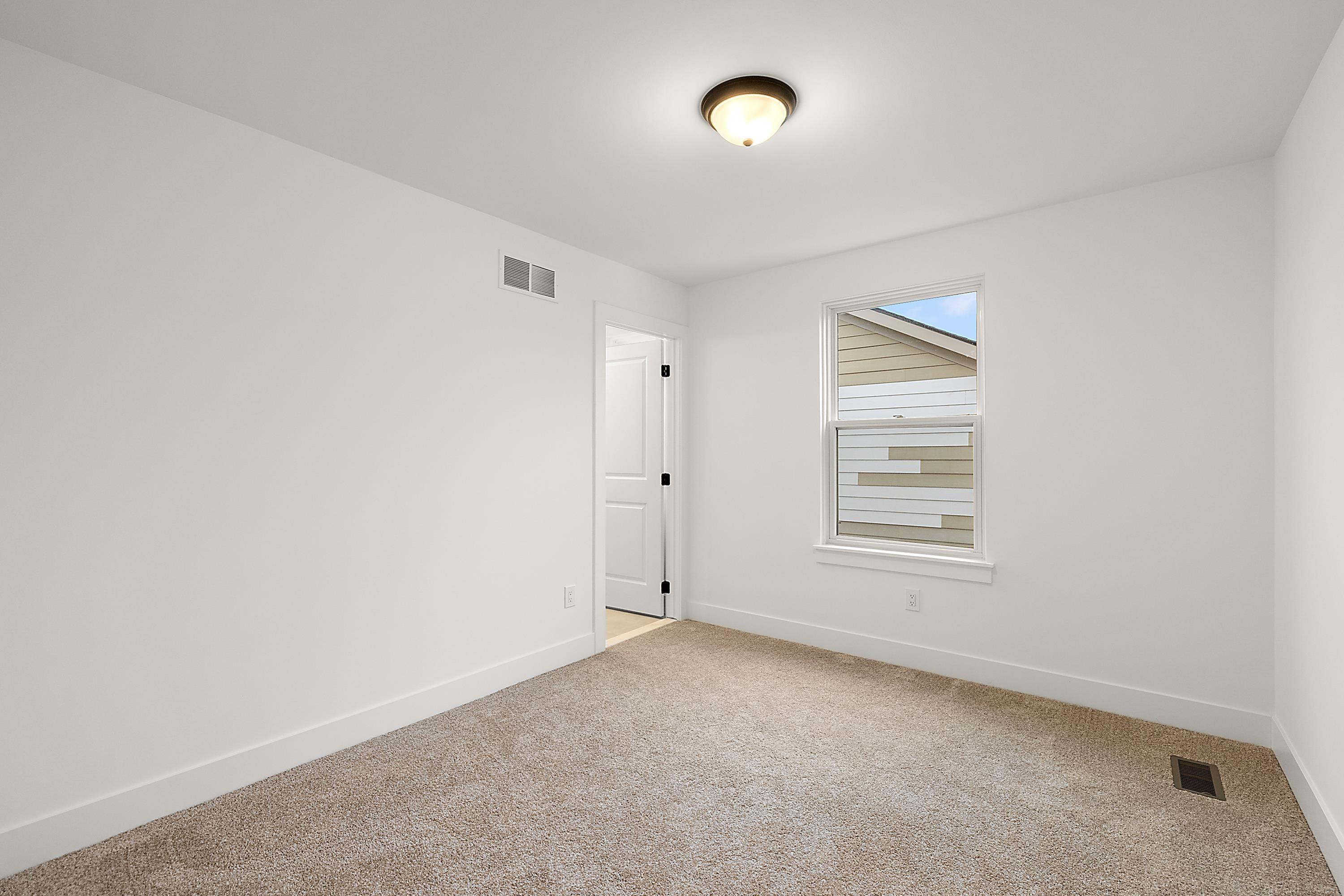 5980 Willow Grove Drive, Troy, MI 48085 — Photo 49
