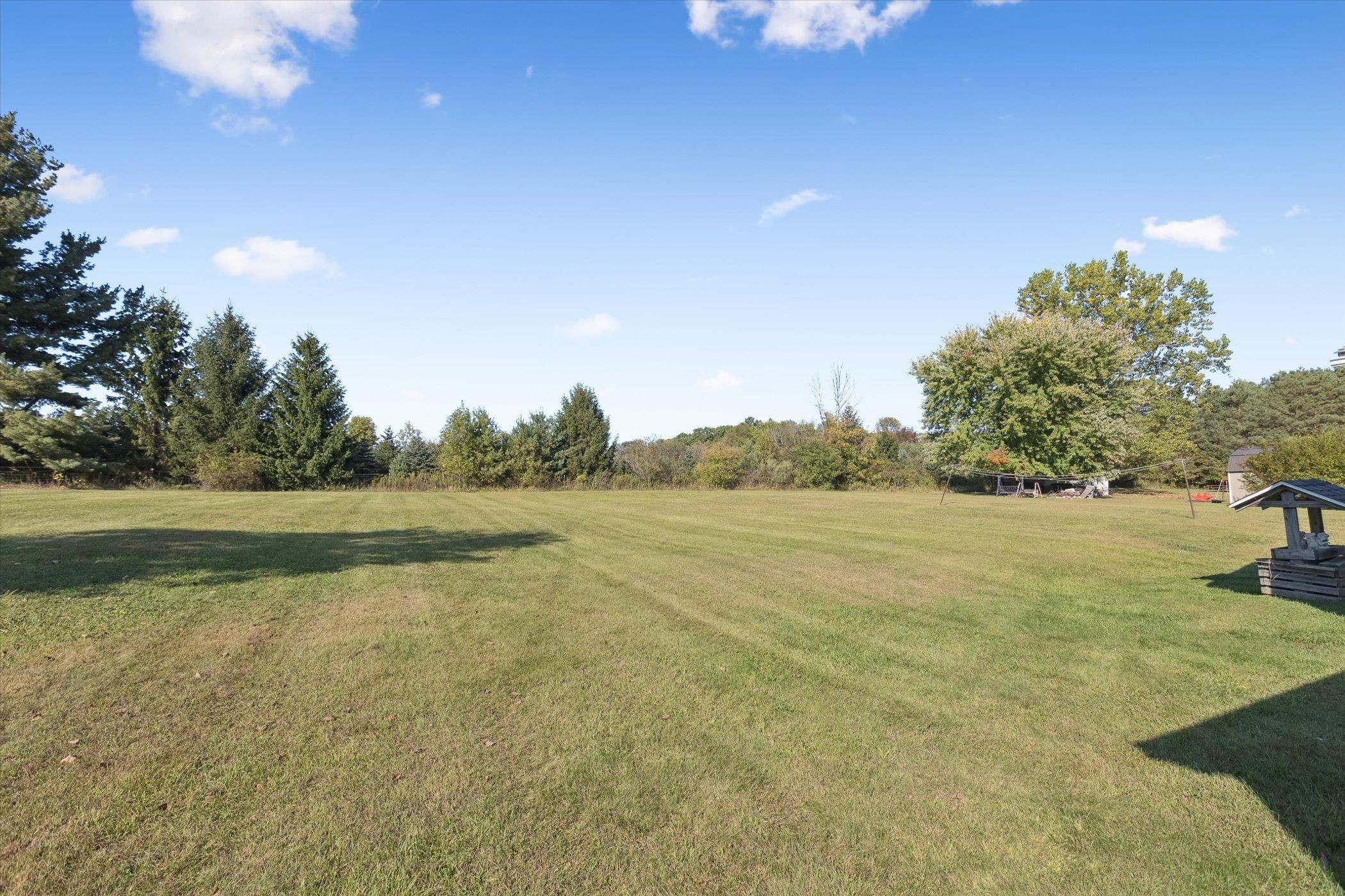 8175 Teachout Road, Otisville, MI 48463 — Photo 39