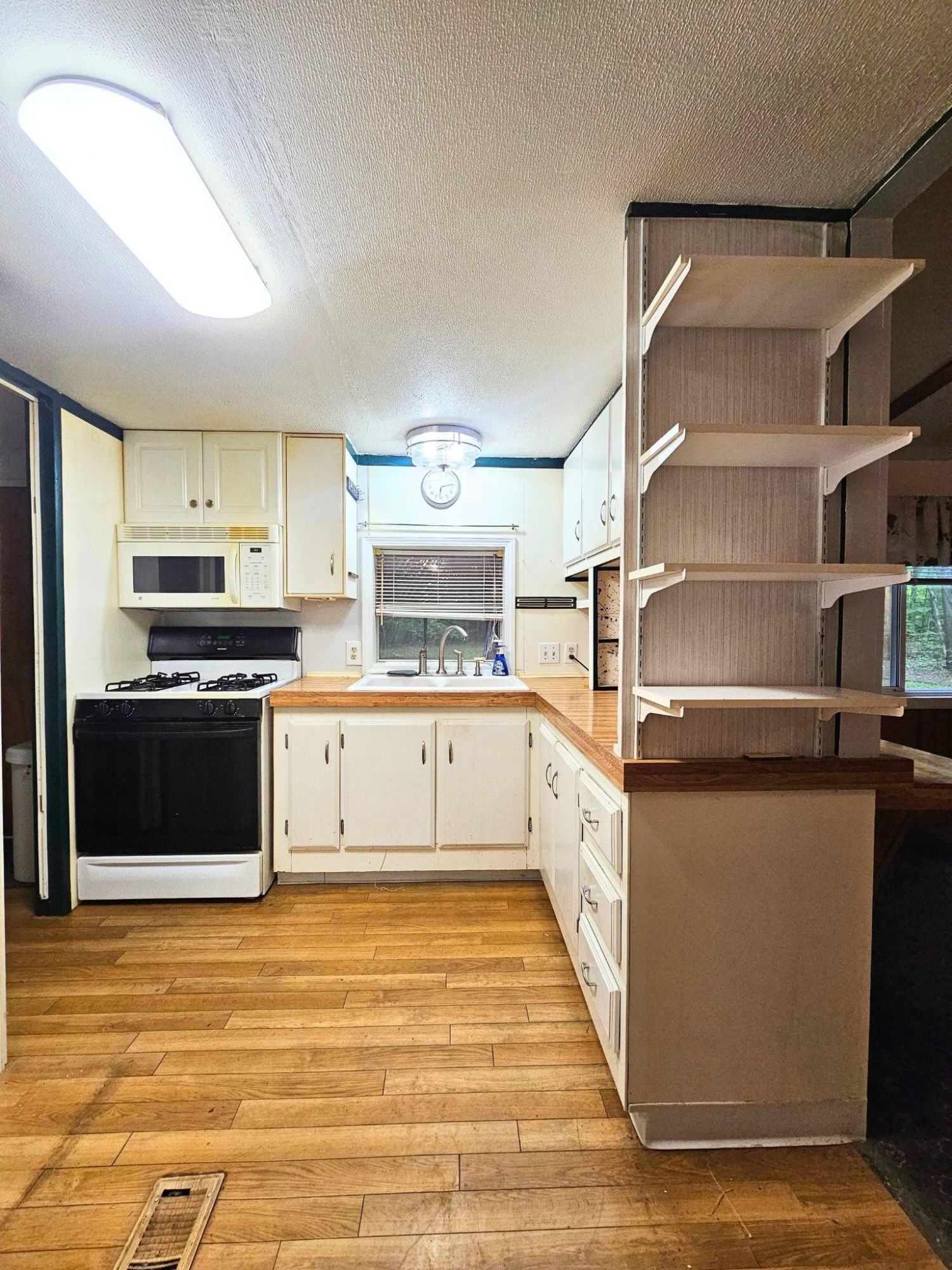 11348 Duffield Road, Montrose, MI 48415 — Photo 8