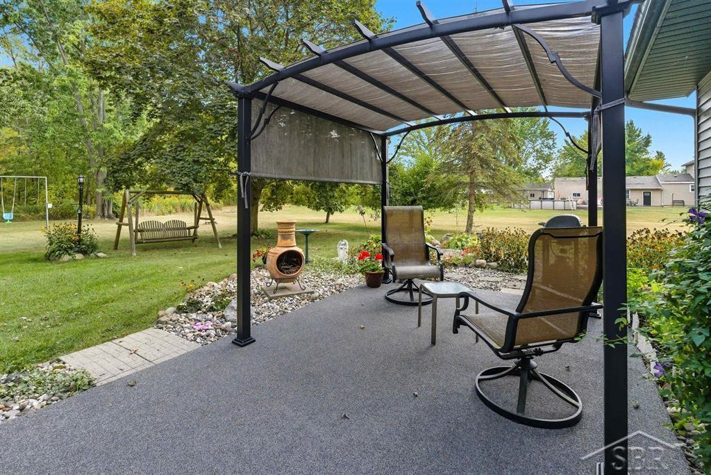 5353 S M 18 Highway, Beaverton, MI 48612 — Photo 8