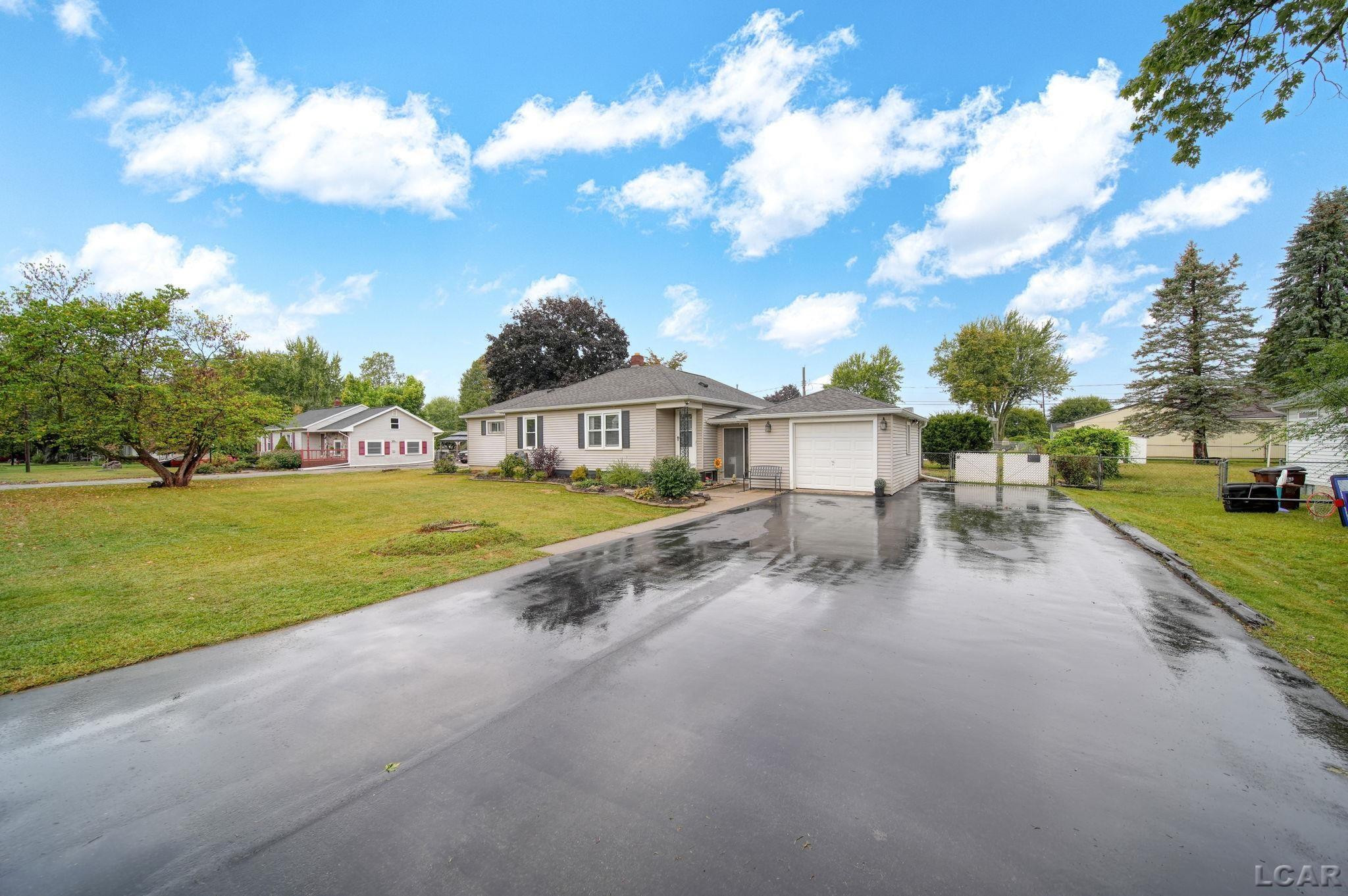 2156 Adams Street, Adrian, MI 49221 — Photo 4