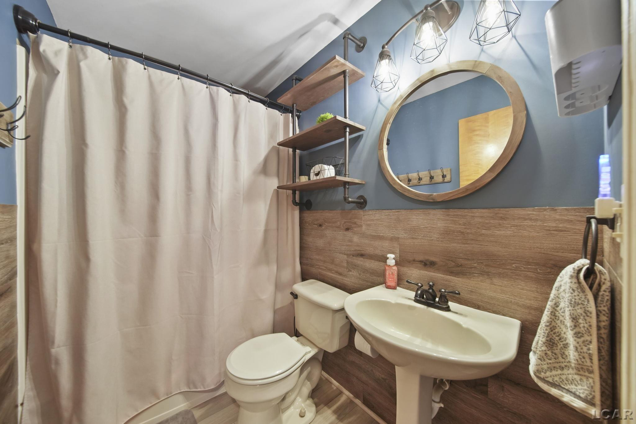 2156 Adams Street, Adrian, MI 49221 — Photo 18