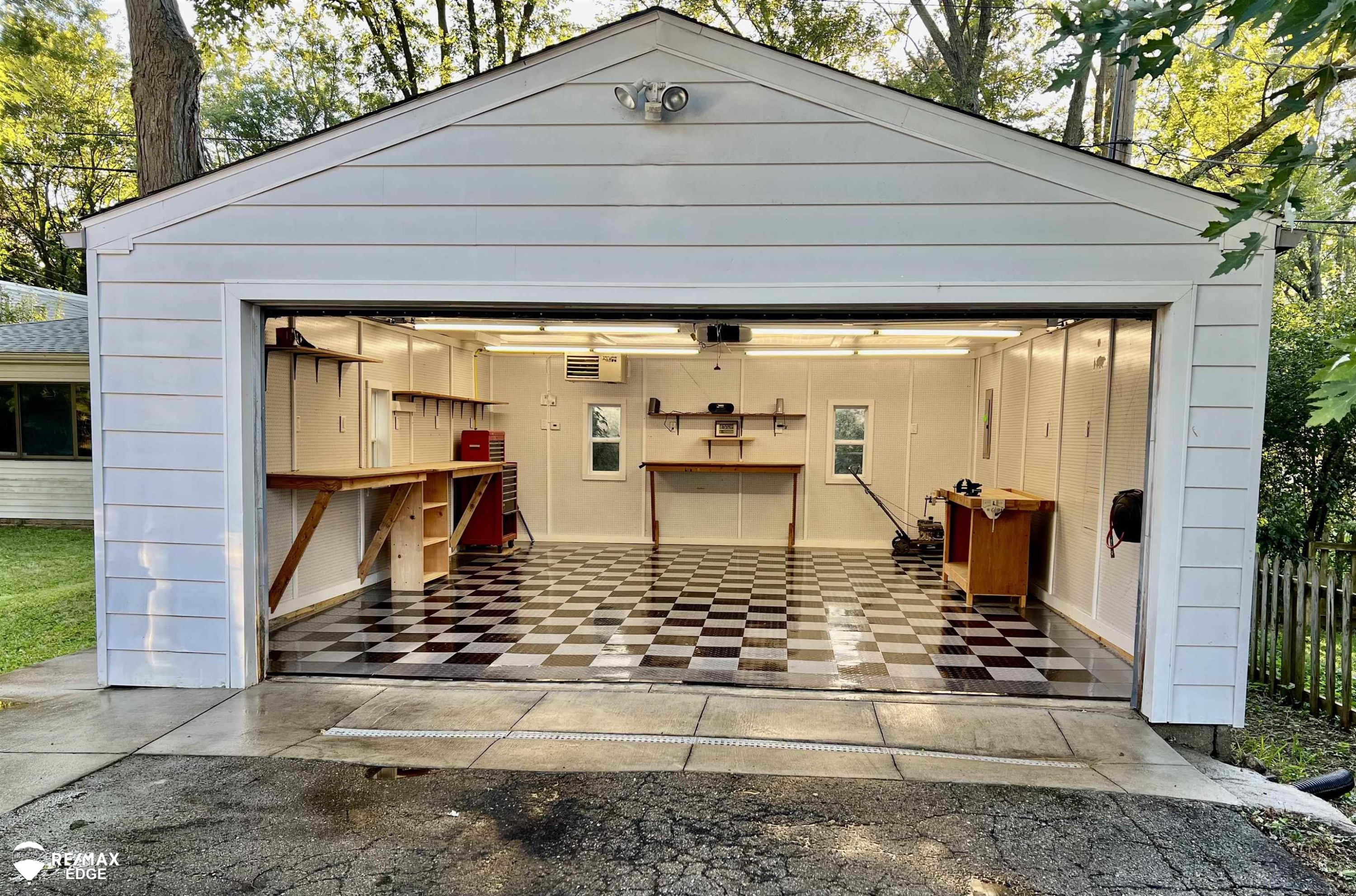 2644 Maplewood Avenue, Ann Arbor, MI 48104 — Photo 4