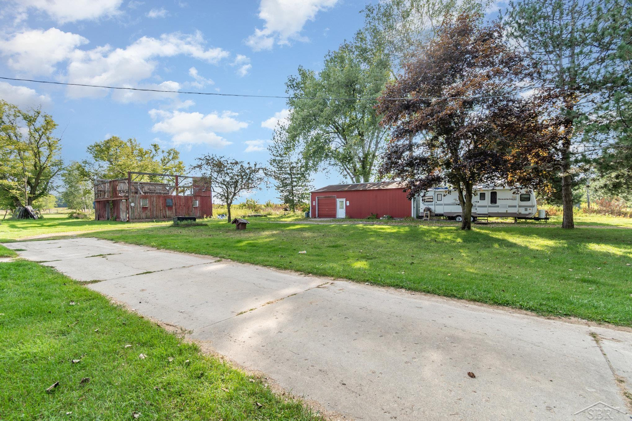 19465 Grabowski, Saint Charles, MI 48655 — Photo 17