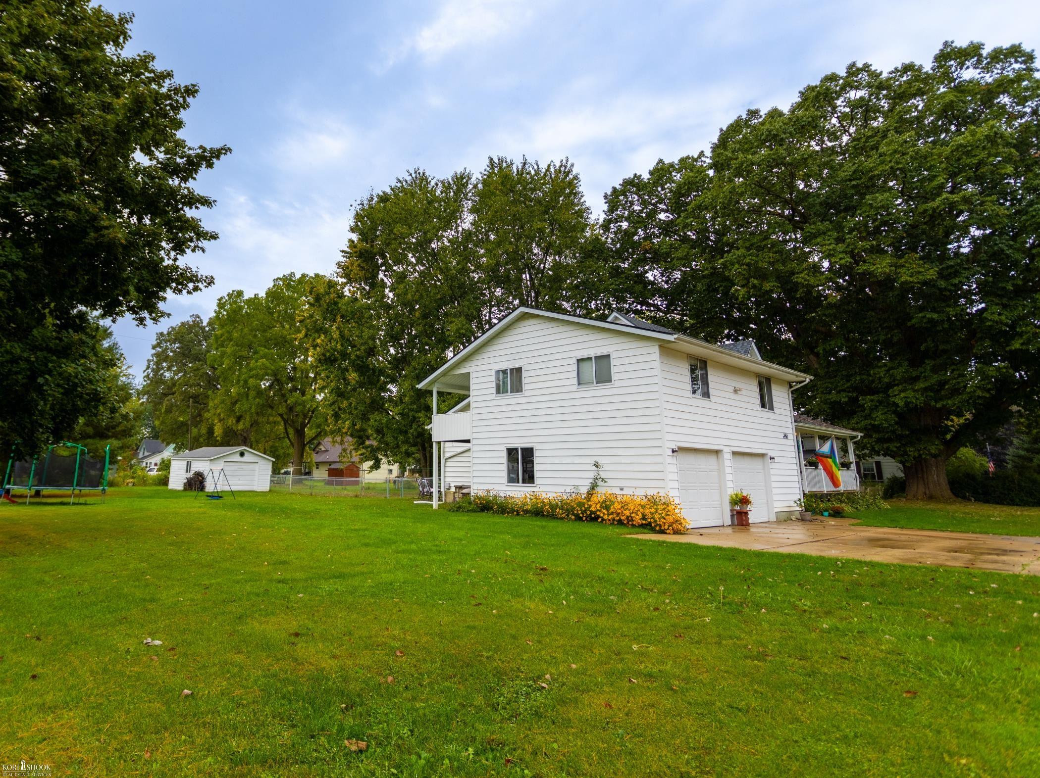 9464 Beech Street, New Lothrop, MI 48460 — Photo 32