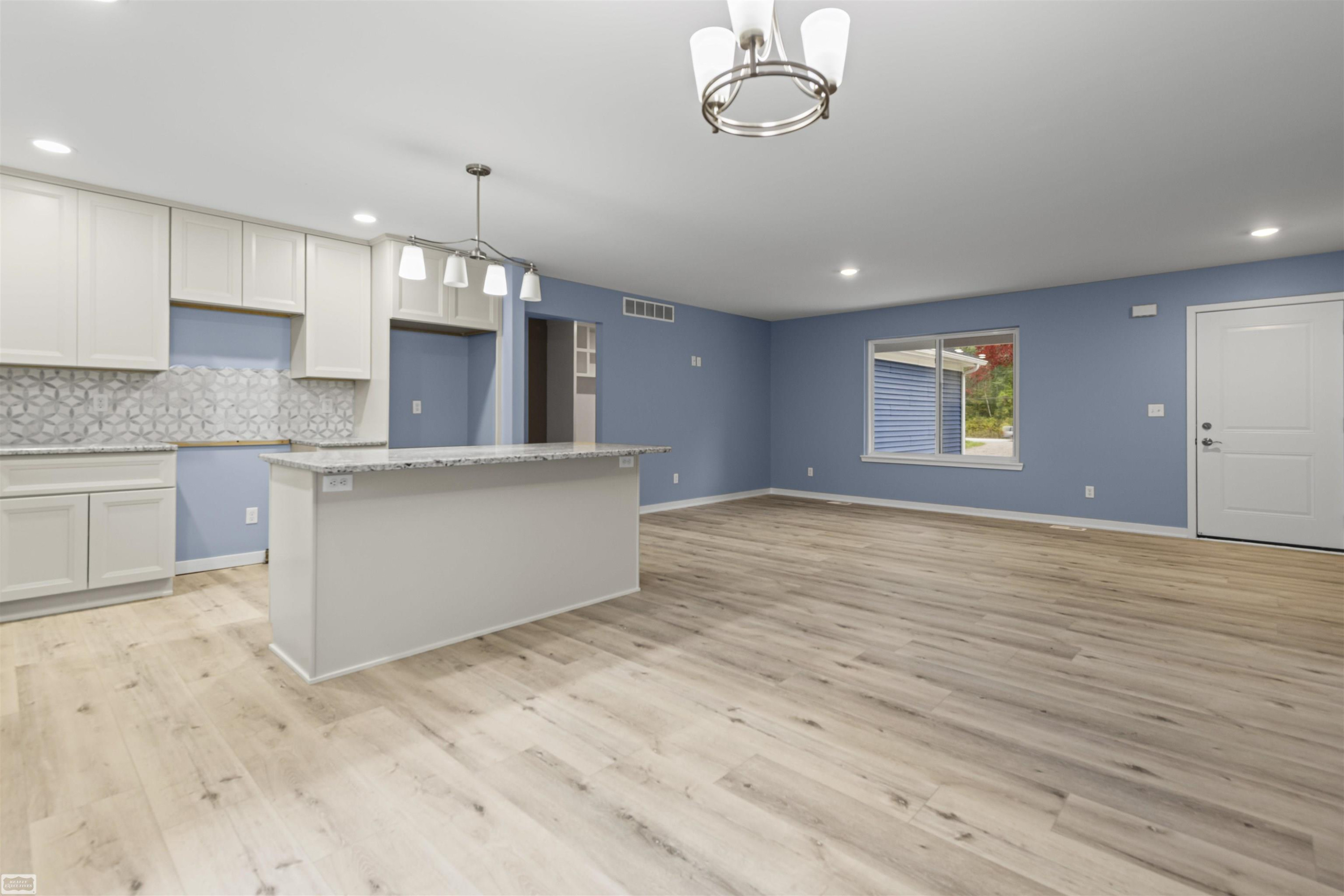 3363 Carrigan Road, MI 48059 — Photo 11