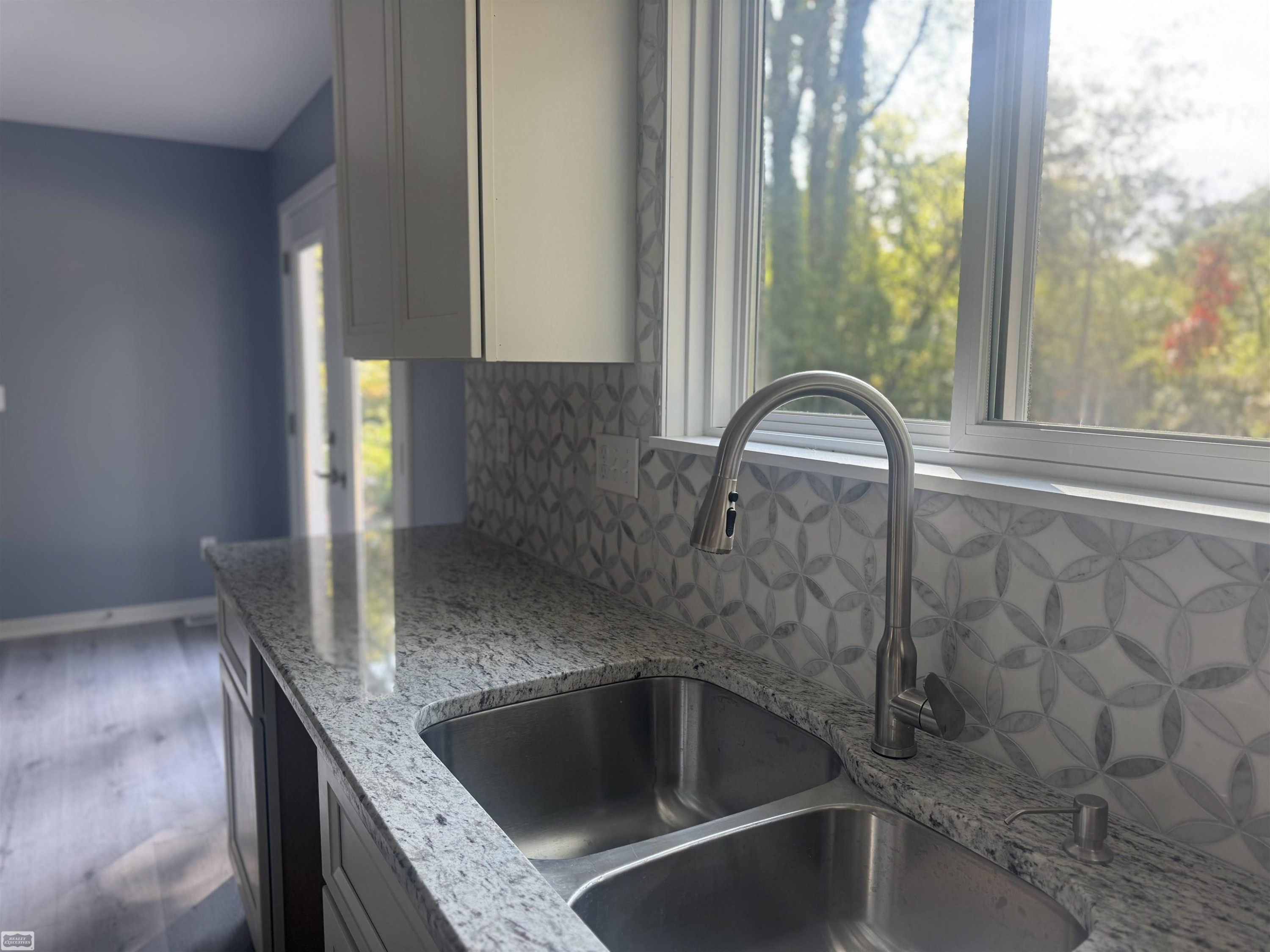 3363 Carrigan Road, MI 48059 — Photo 18