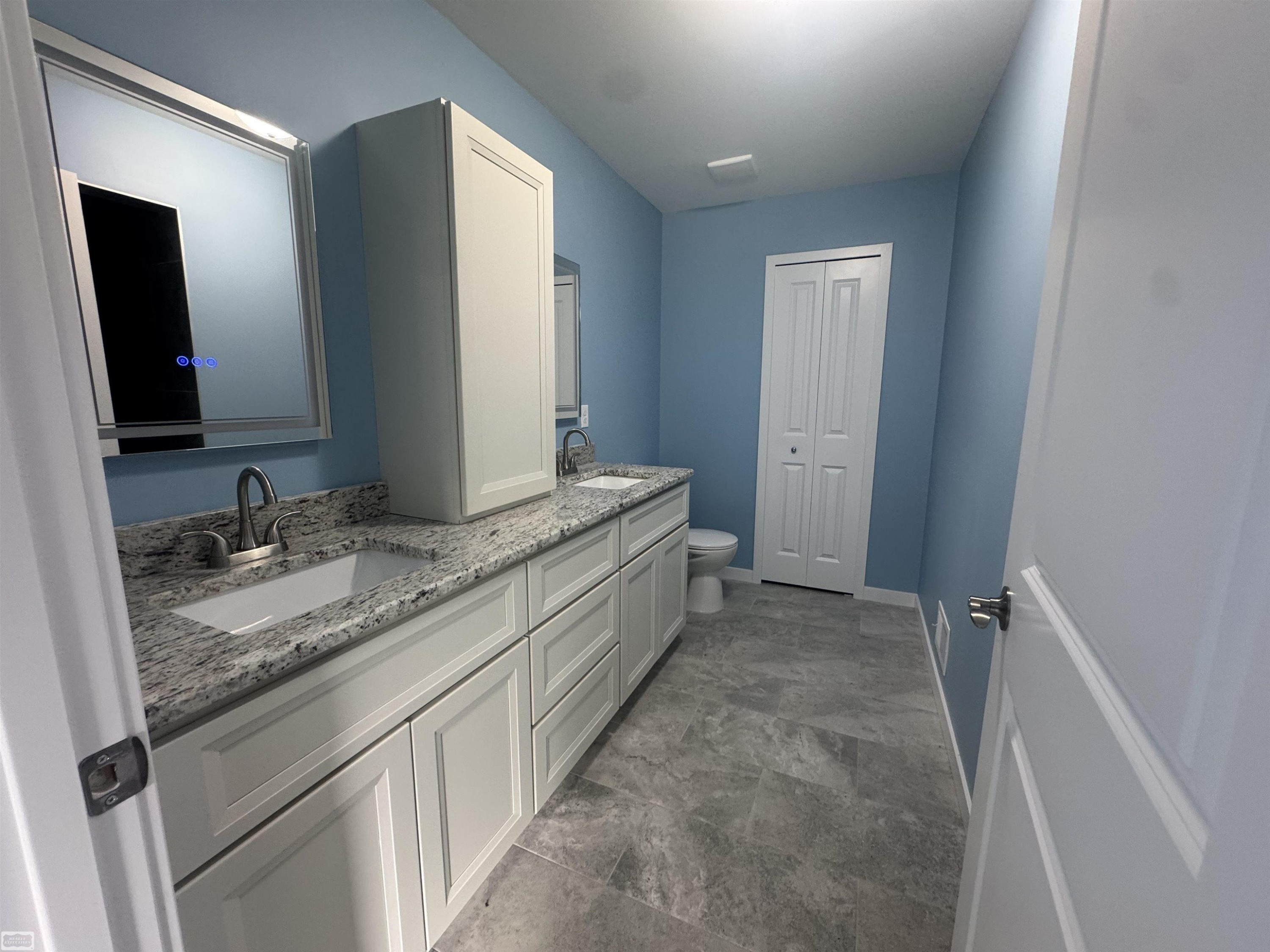 3363 Carrigan Road, MI 48059 — Photo 21