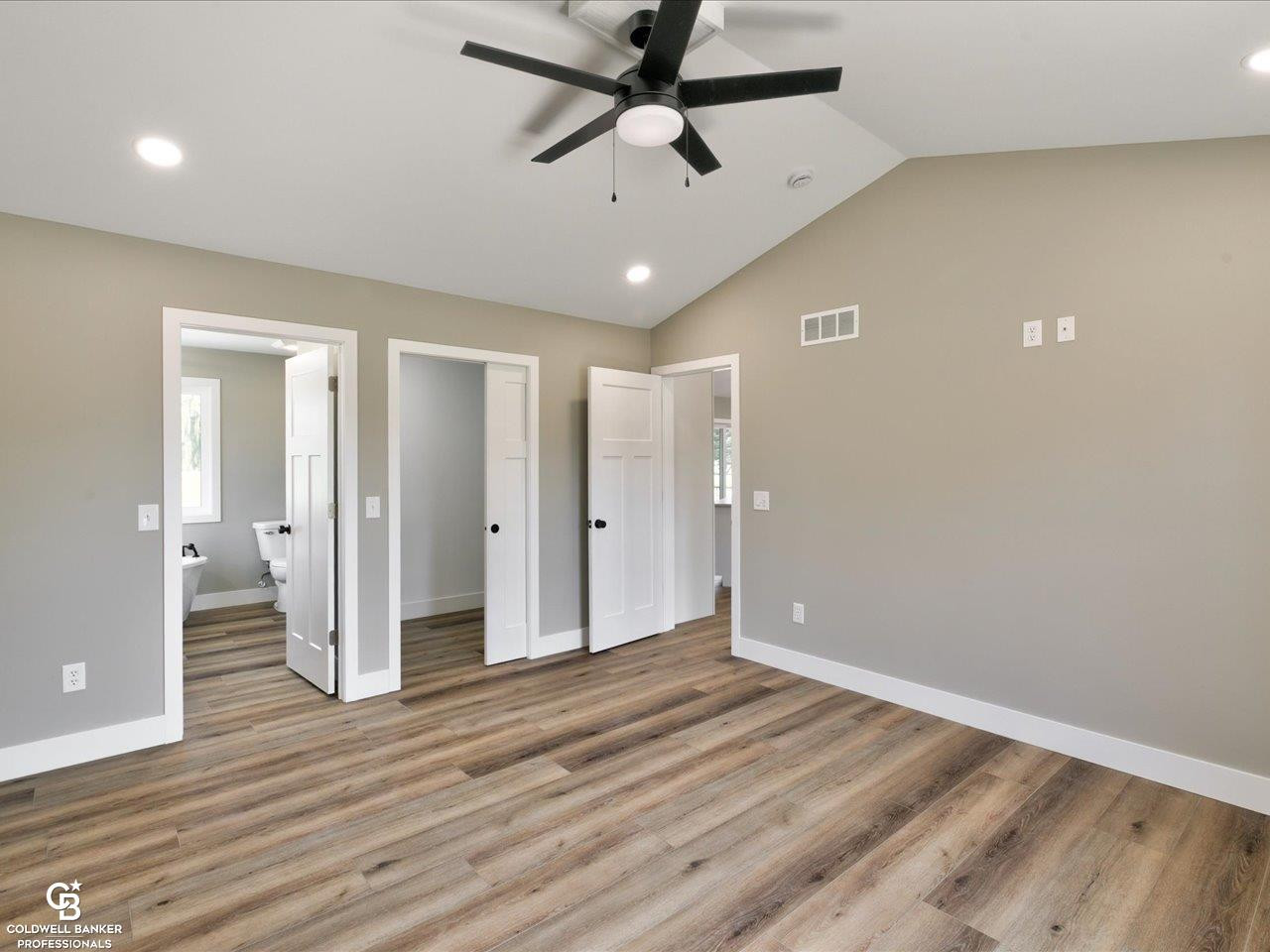7910 Smiths Creek Road, MI — Photo 14