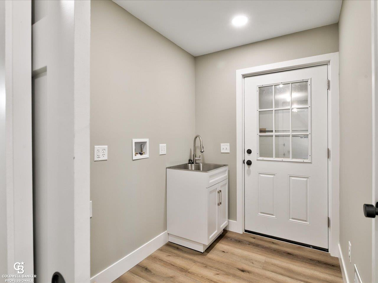 7910 Smiths Creek Road, MI — Photo 23