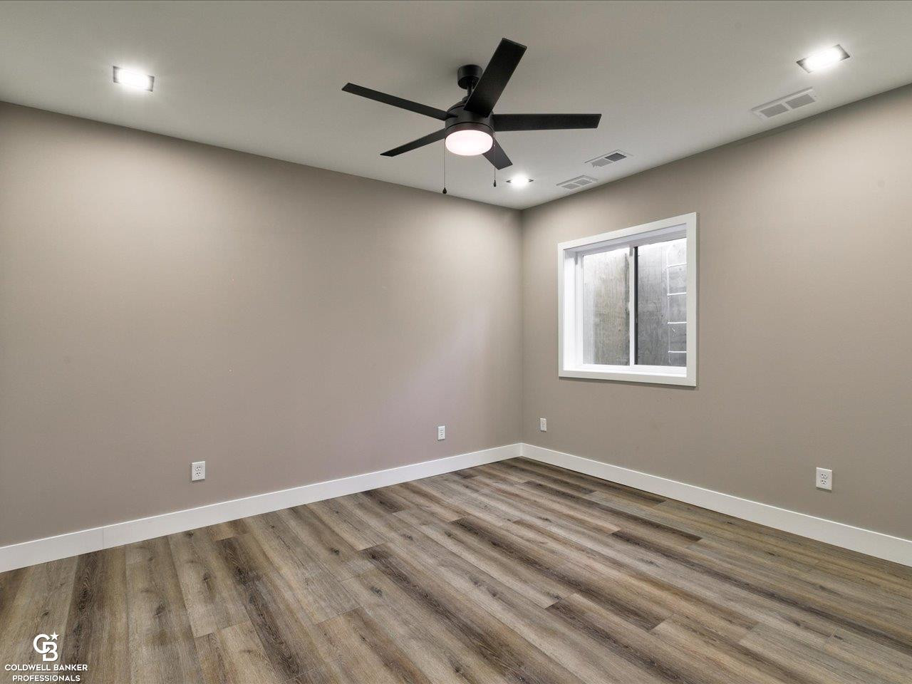 7910 Smiths Creek Road, MI — Photo 27