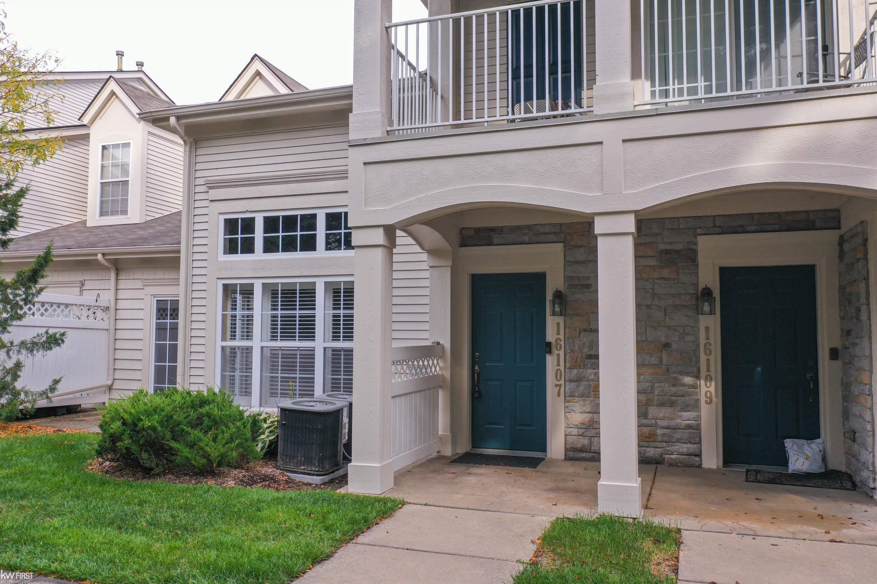 16107 Addington Drive, Walled Lake, MI 48390 — Photo 2