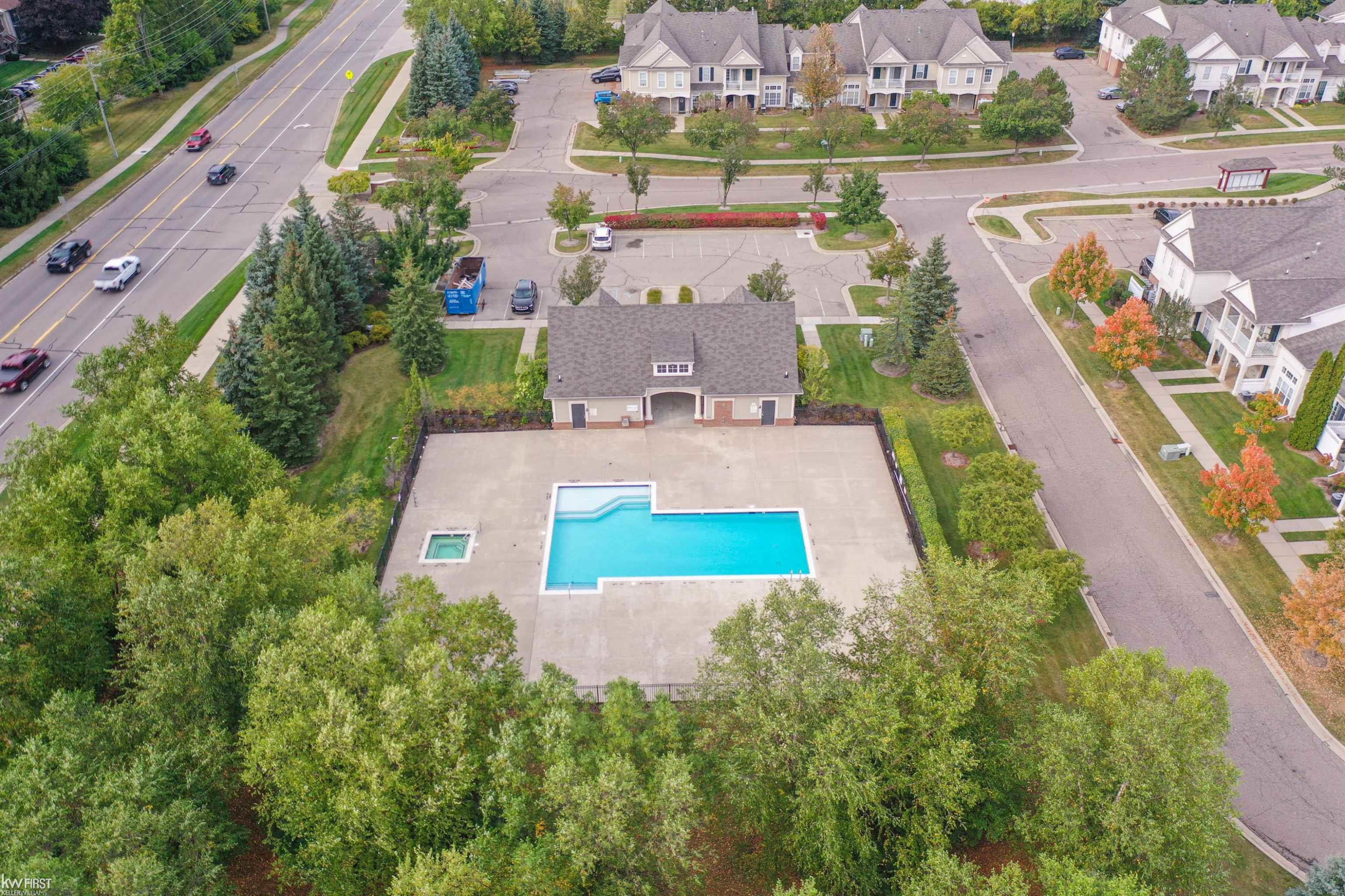 16107 Addington Drive, Walled Lake, MI 48390 — Photo 11