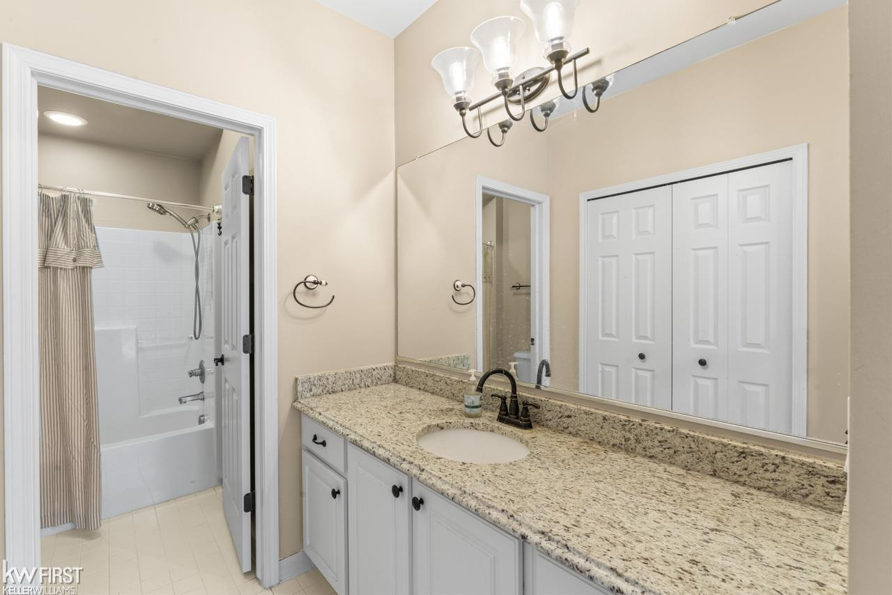 16107 Addington Drive, Walled Lake, MI 48390 — Photo 20