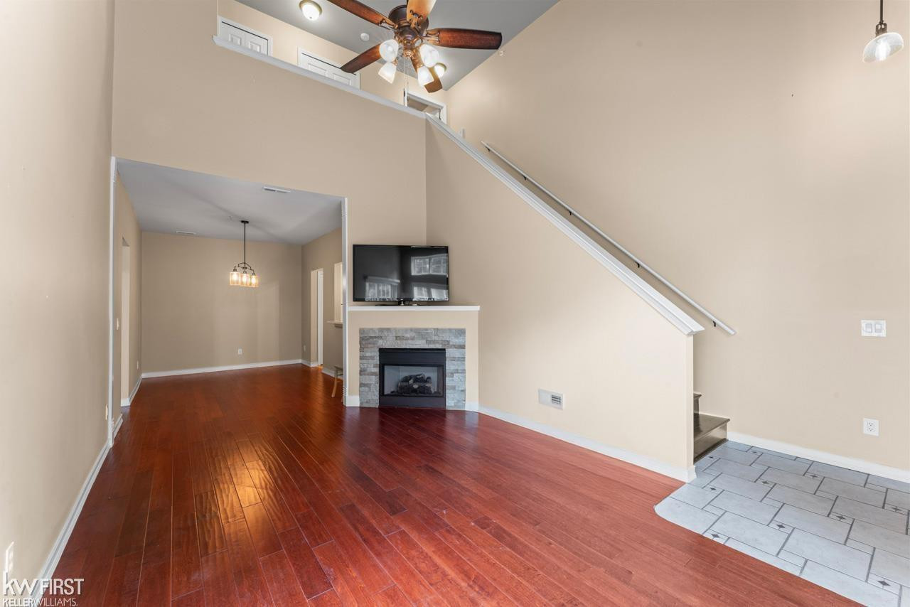 16107 Addington Drive, Walled Lake, MI 48390 — Photo 22