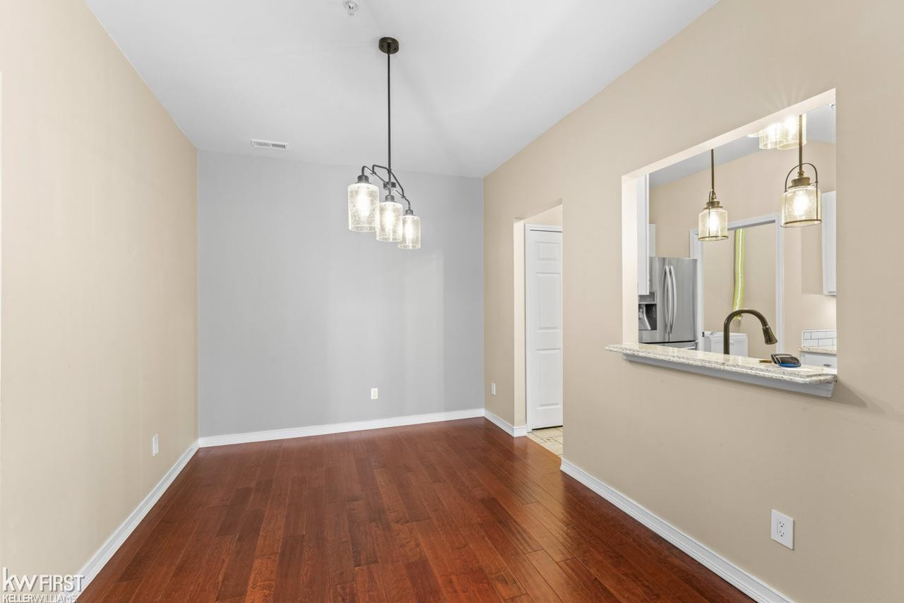 16107 Addington Drive, Walled Lake, MI 48390 — Photo 23