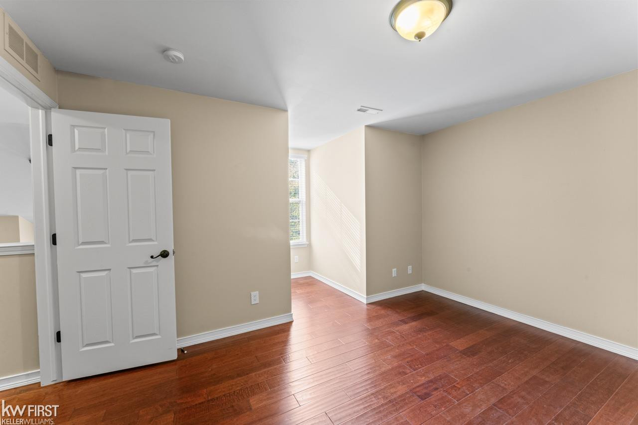 16107 Addington Drive, Walled Lake, MI 48390 — Photo 33