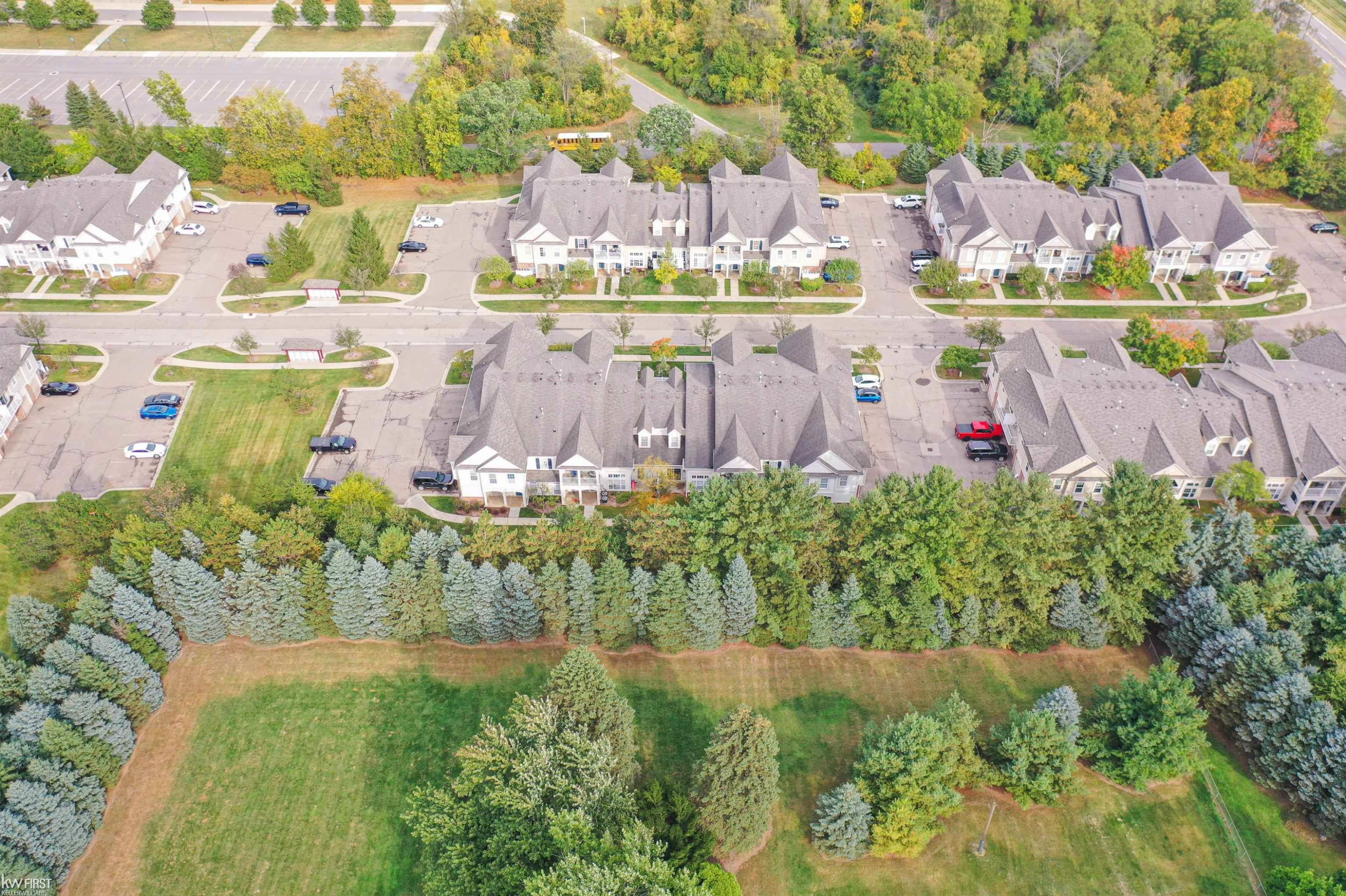 16107 Addington Drive, Walled Lake, MI 48390 — Photo 44