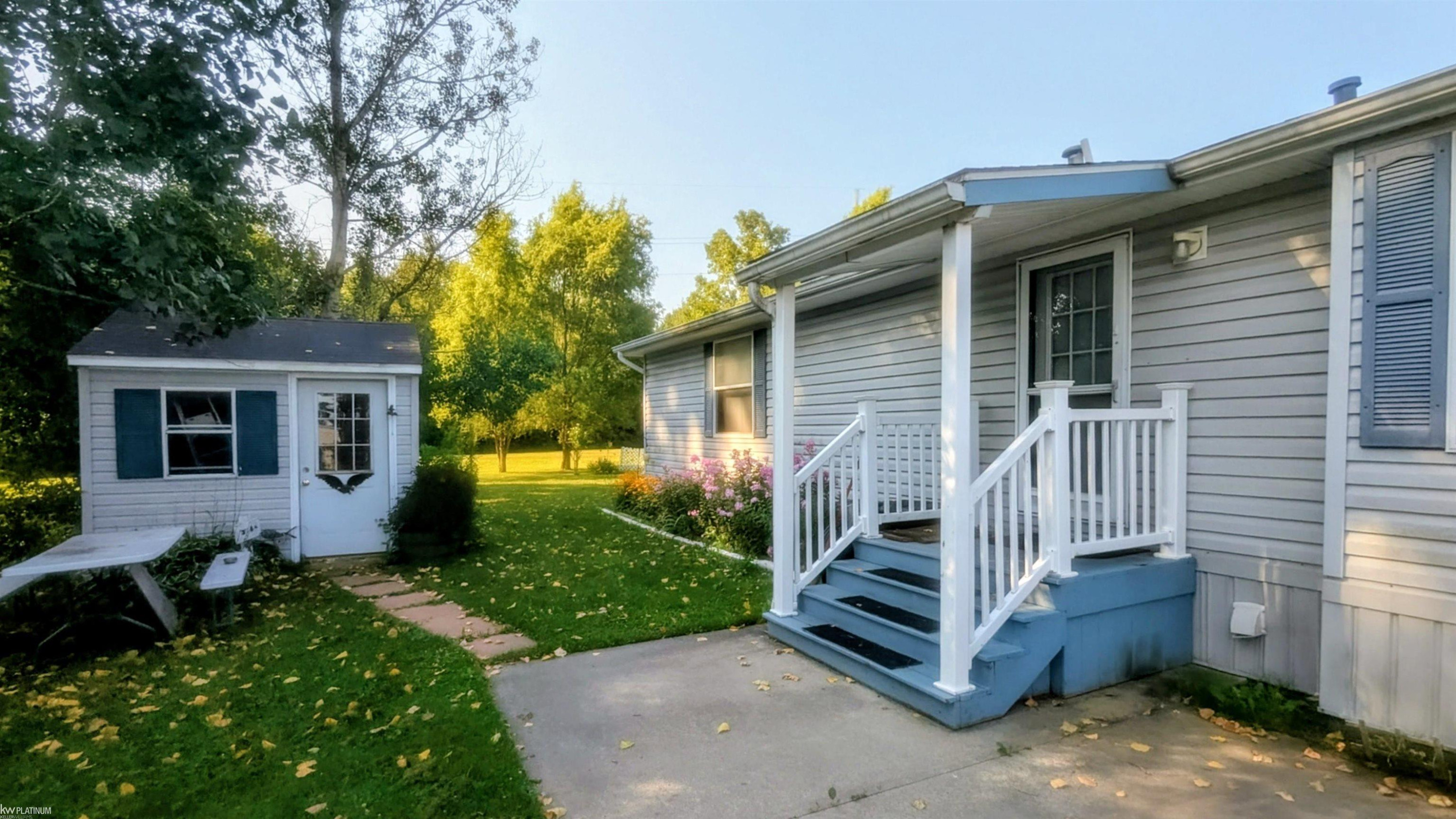 153 Meadow Lane, Port Huron, MI 48060 — Photo 2