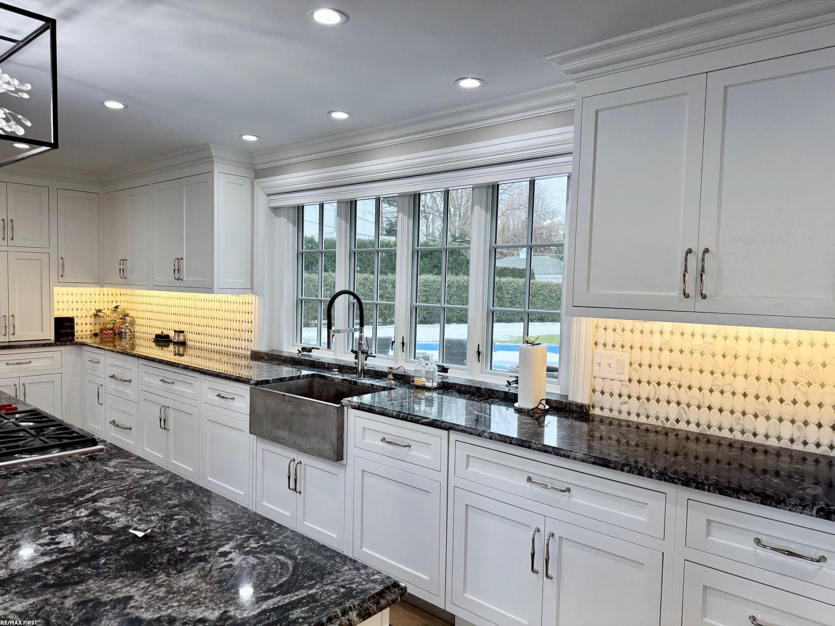 605 Lake Shore Road, Grosse Pointe Shores, MI 48236 — Photo 17