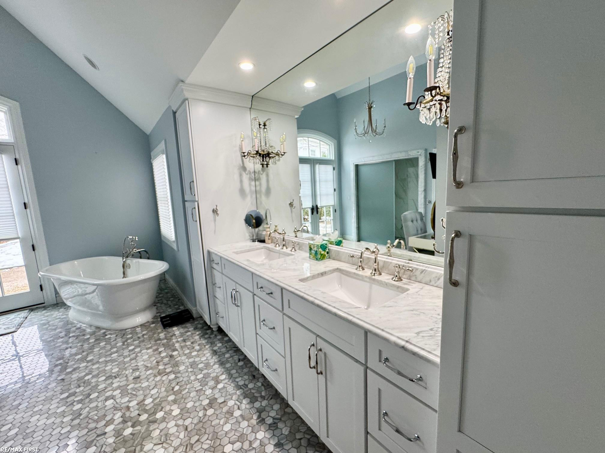 605 Lake Shore Road, Grosse Pointe Shores, MI 48236 — Photo 38