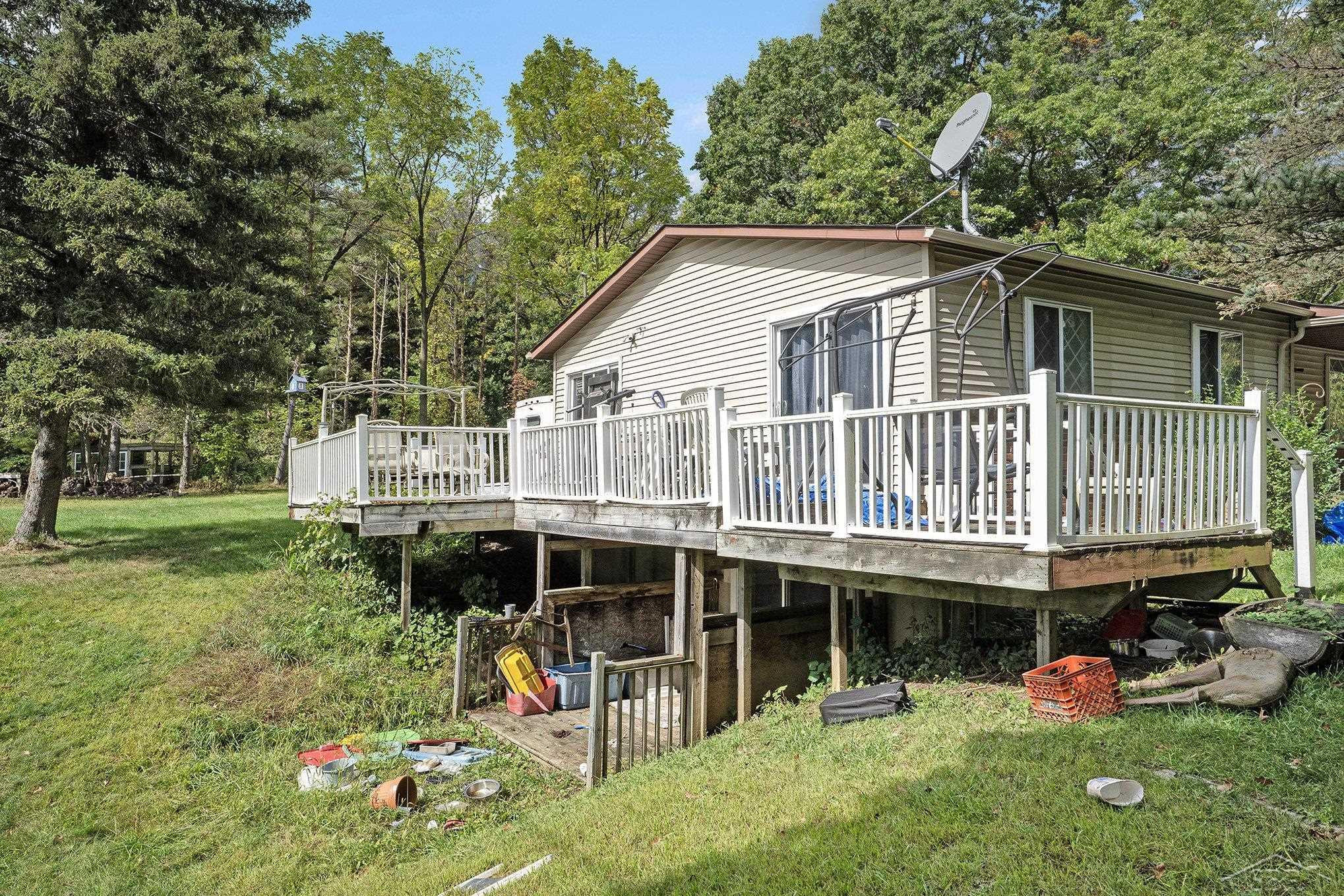 19400 Hickory Ridge Road, Fenton, MI 48430 — Photo 26