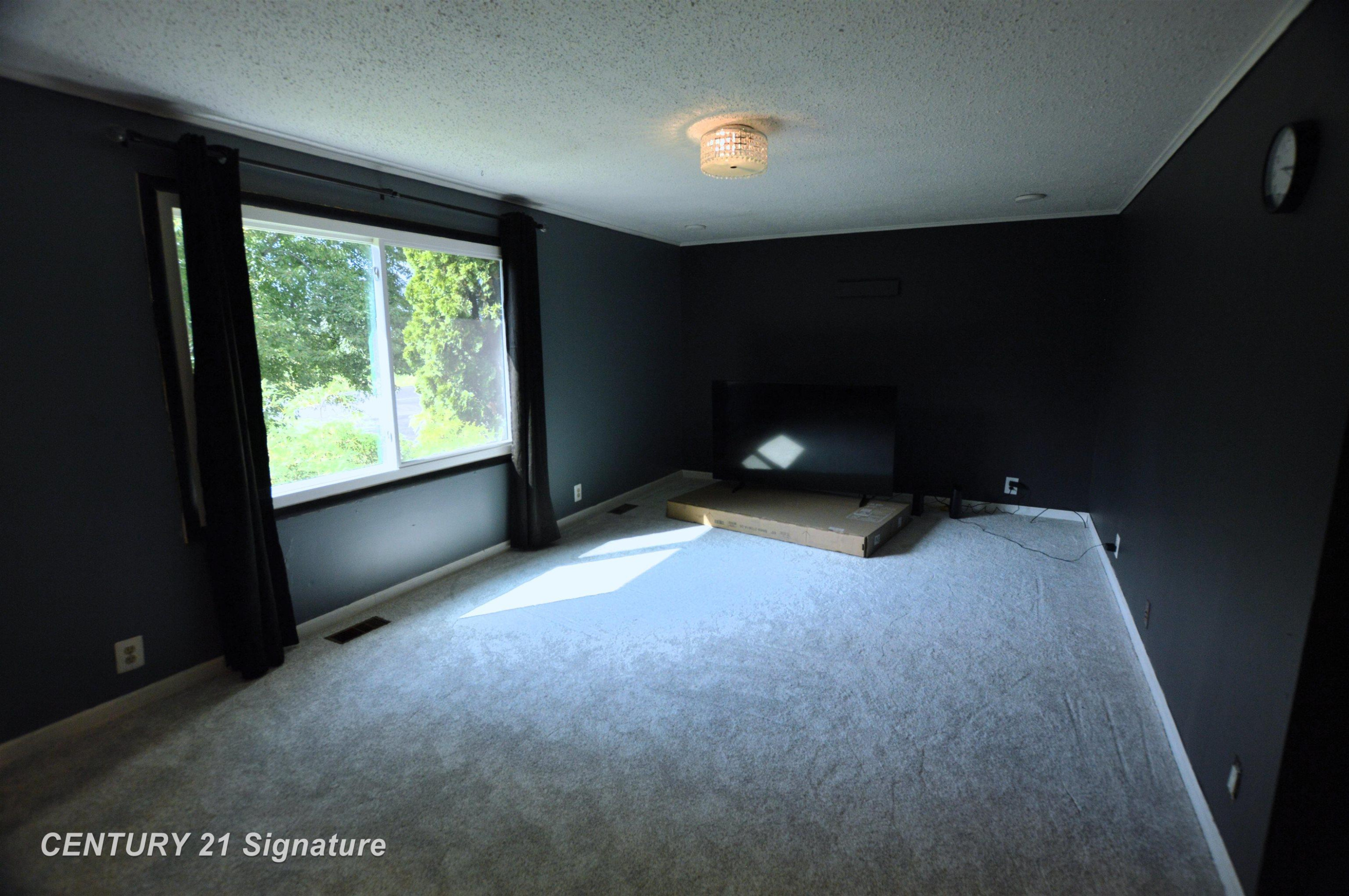 2867 S Mackinaw Road, Kawkawlin, MI 48631 — Photo 4