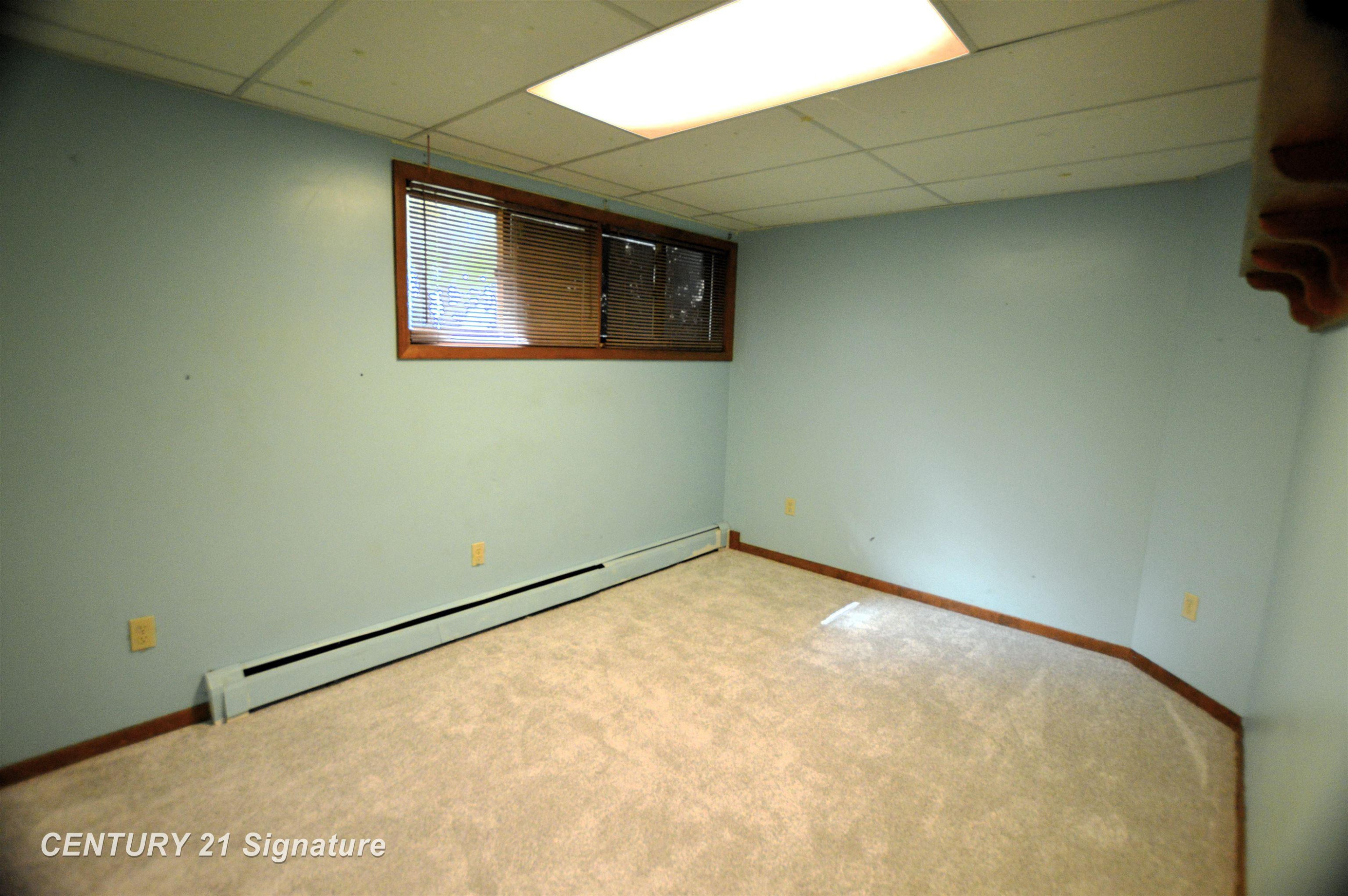 2867 S Mackinaw Road, Kawkawlin, MI 48631 — Photo 14