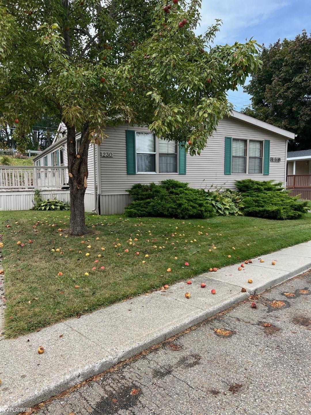 230 Shoreline W Drive, Port Sanilac, MI 48469 — Photo 3