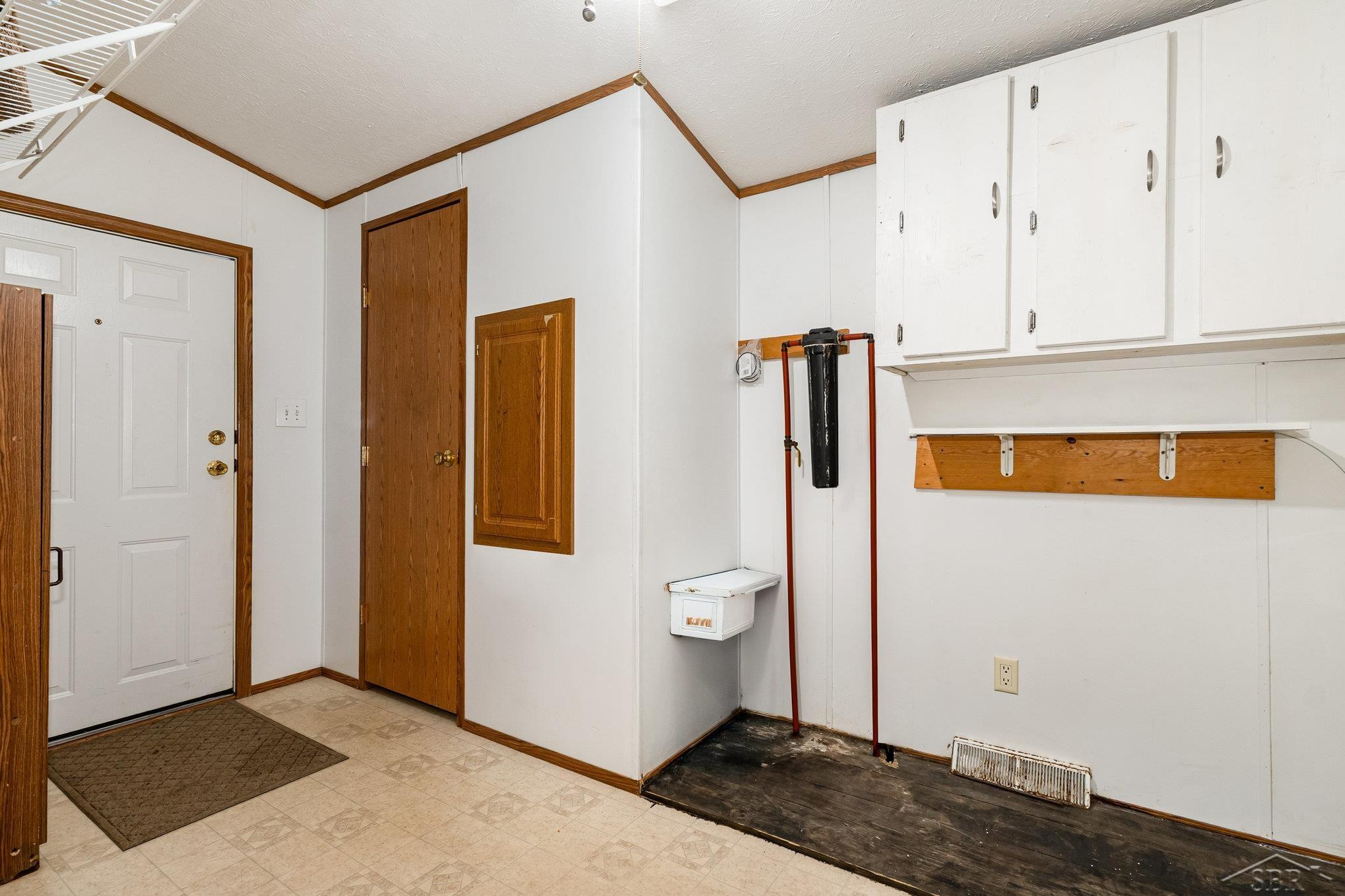 2045 Estey Rd. Road, Rhodes, MI 48642 — Photo 17