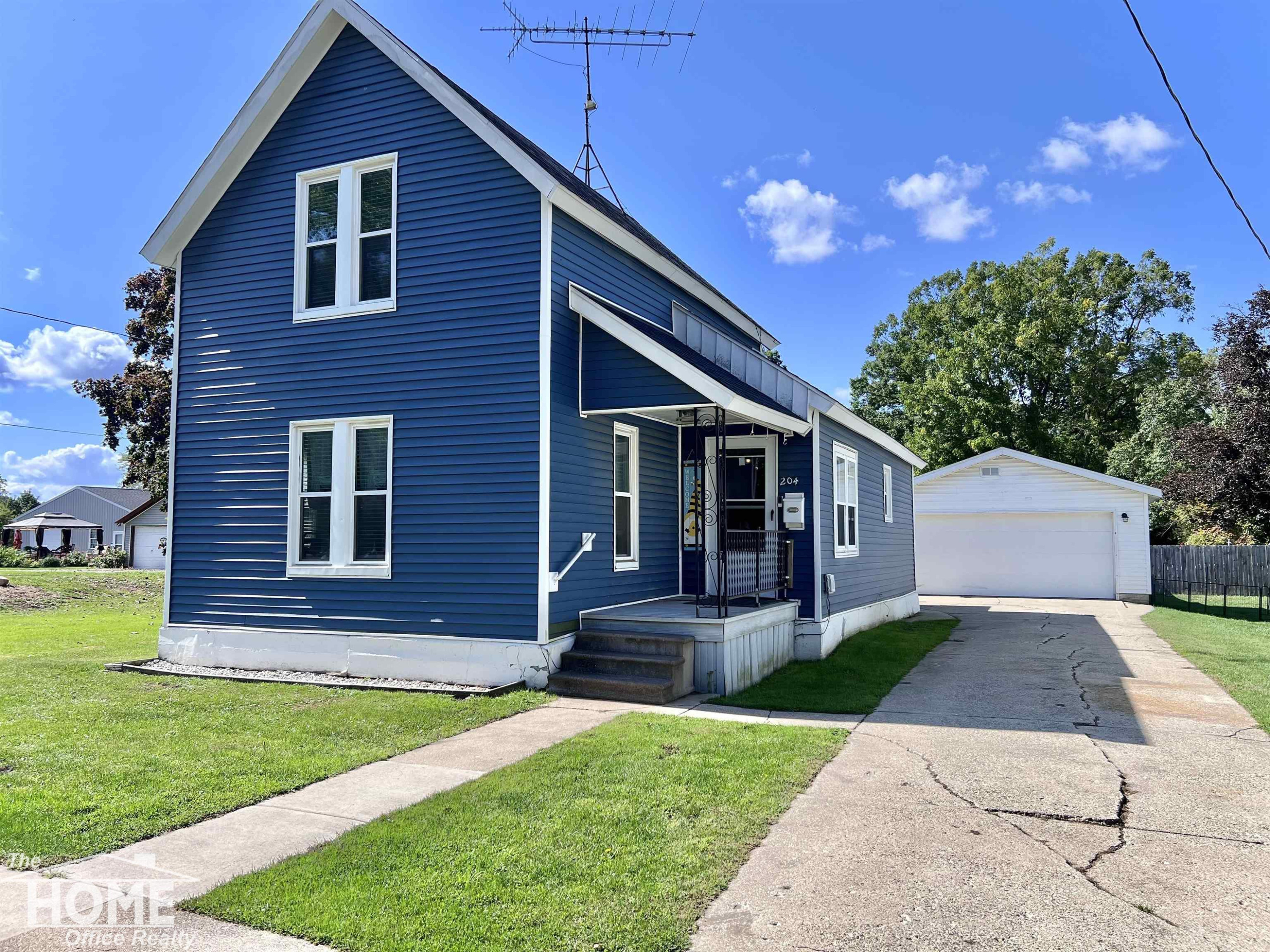 204 Maple Street, Durand, MI 48429 — front exterior
