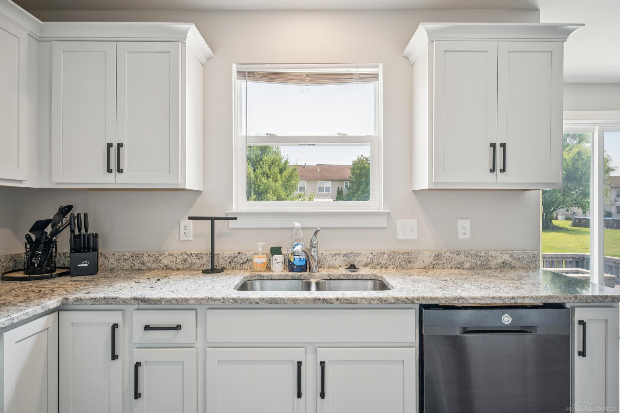 6921 Chandler Drive, Van Buren, MI 48111 — Photo 19
