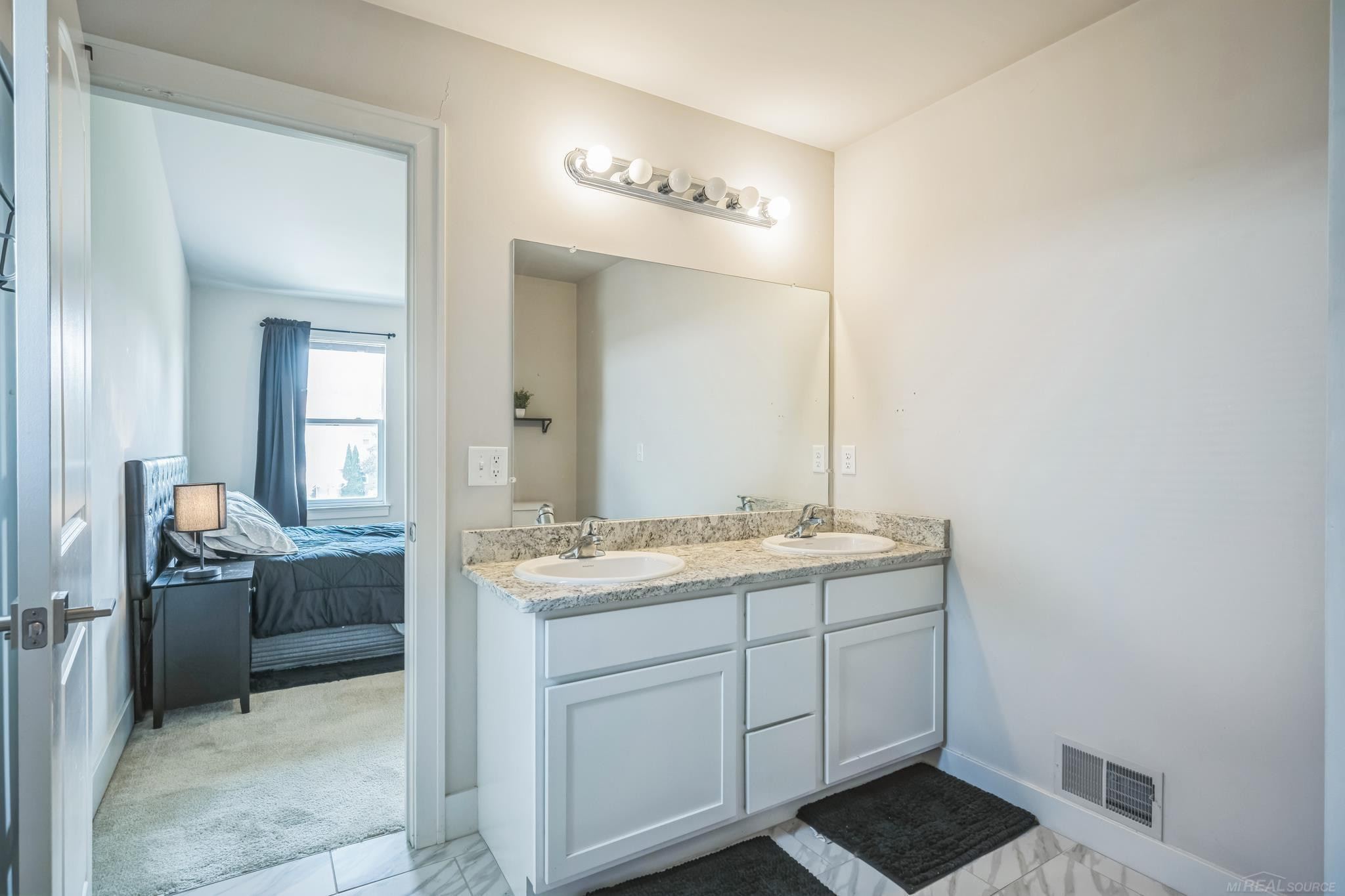 6921 Chandler Drive, Van Buren, MI 48111 — Photo 33