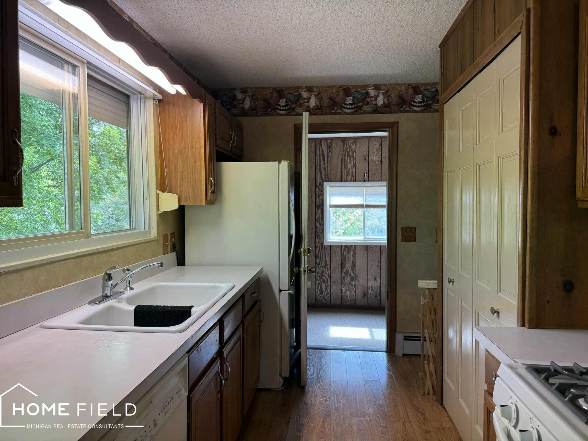 14481 S Pierce Road, Byron, MI 48418 — Photo 10