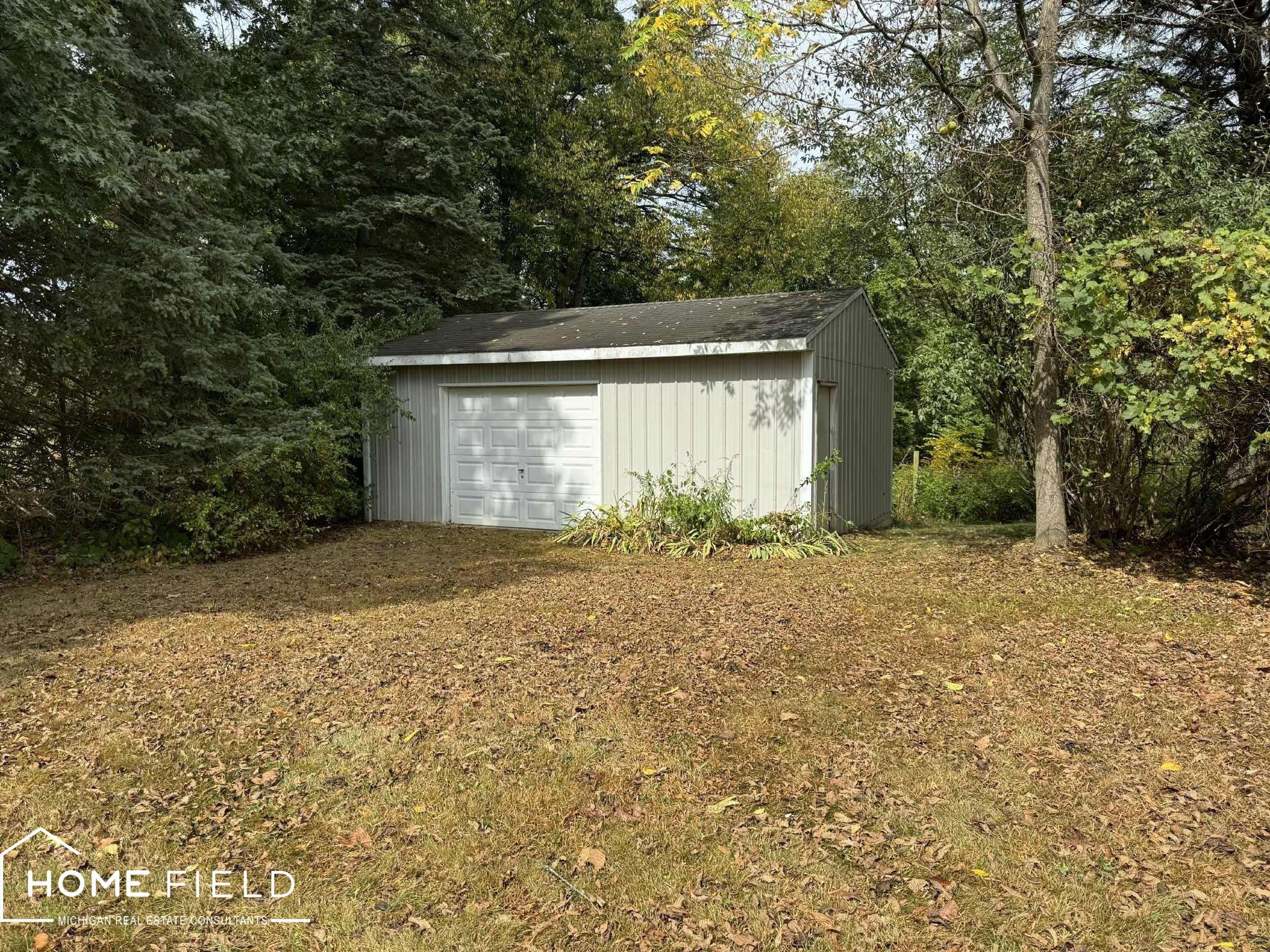 14481 S Pierce Road, Byron, MI 48418 — Photo 37