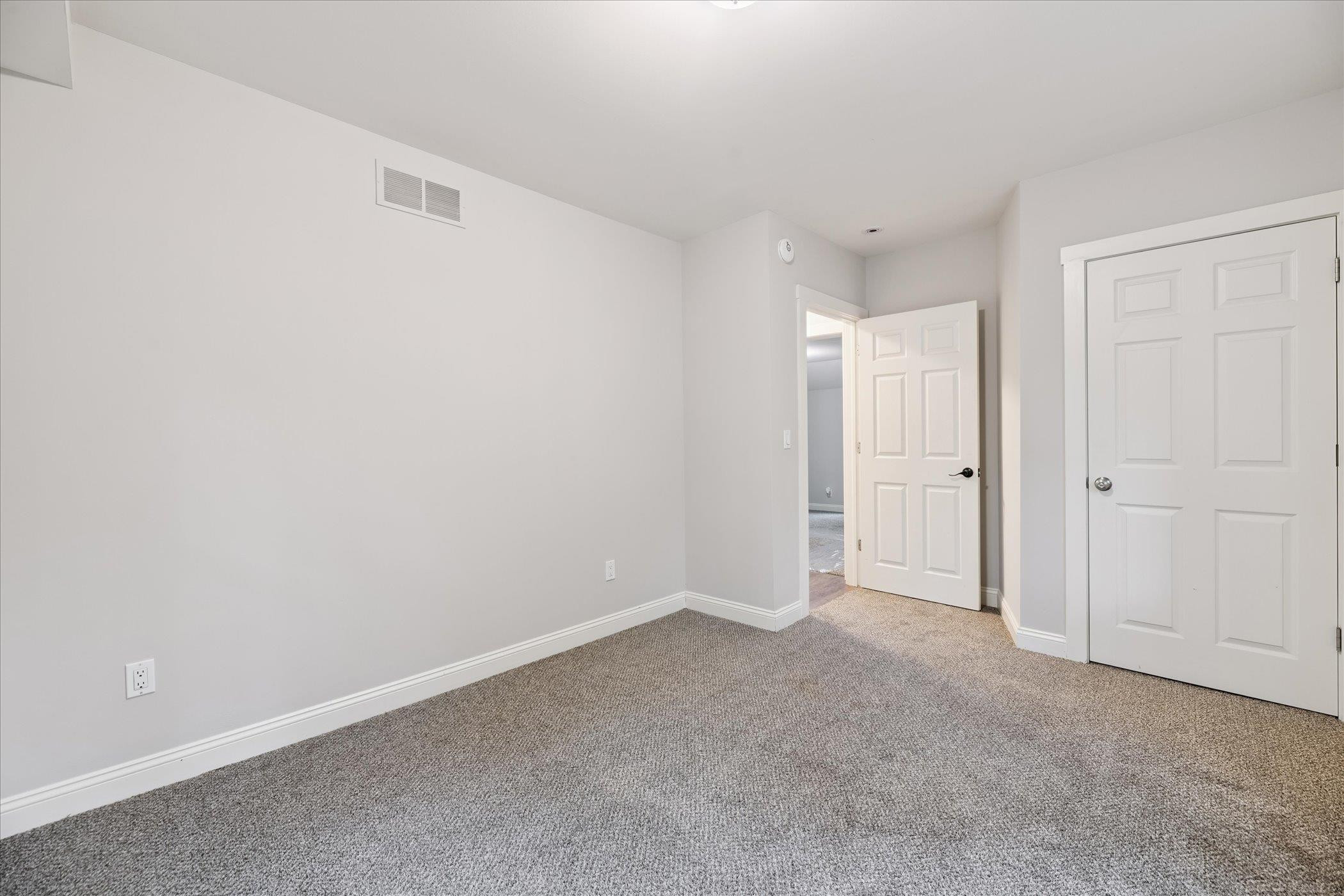 519 S Main Street, Milford, MI 48381 — Photo 12