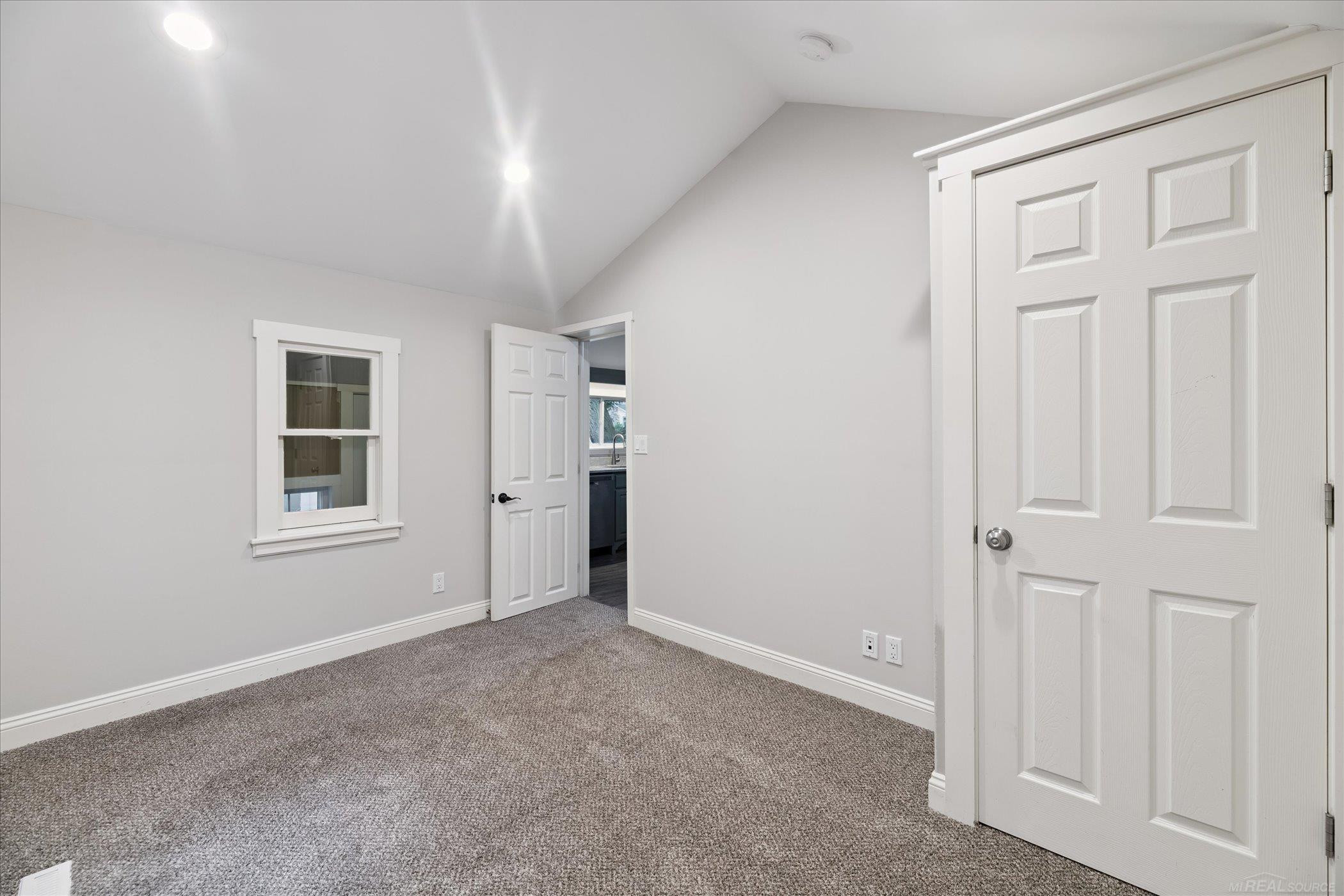 519 S Main Street, Milford, MI 48381 — Photo 17