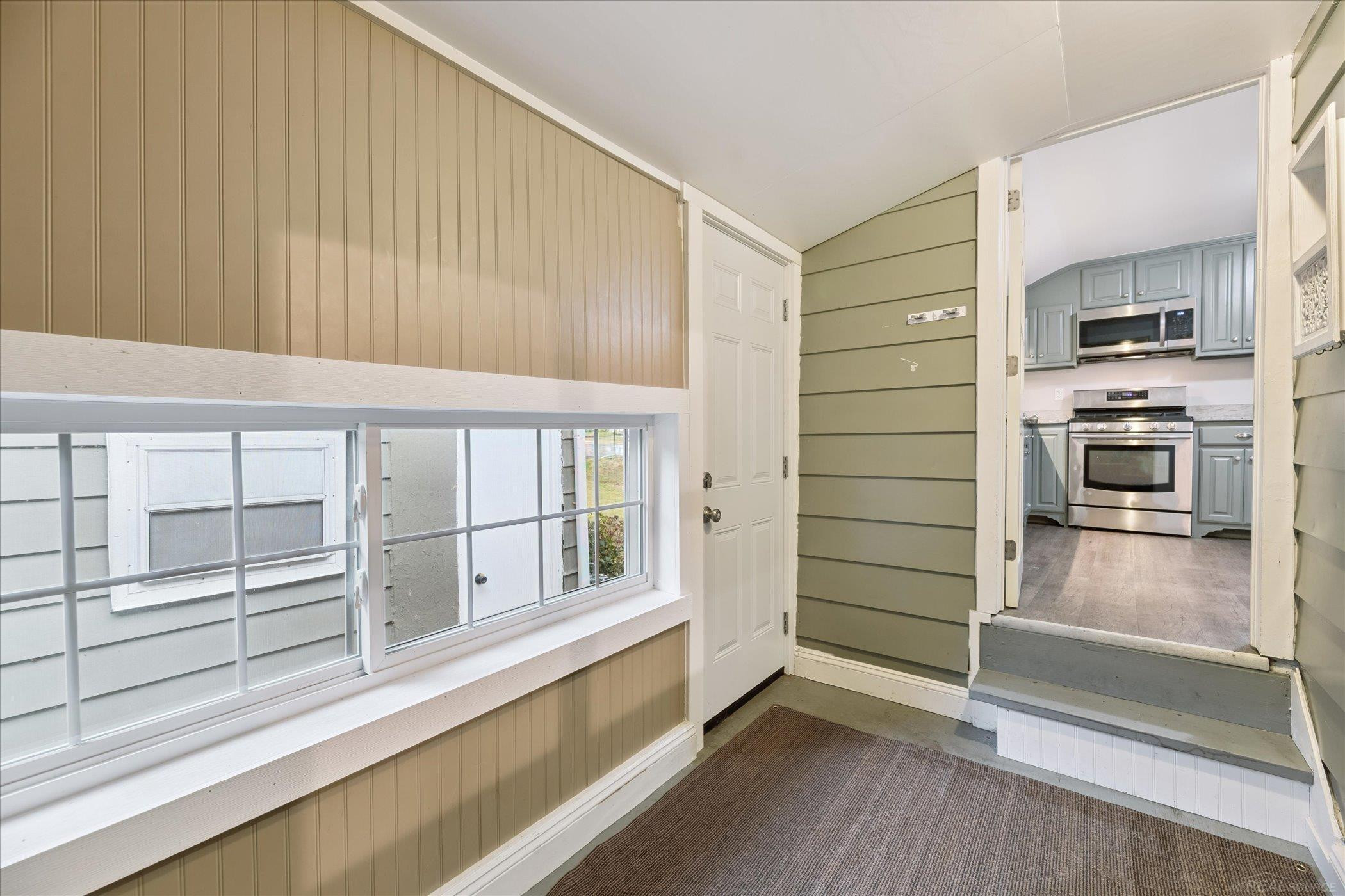 519 S Main Street, Milford, MI 48381 — Photo 18